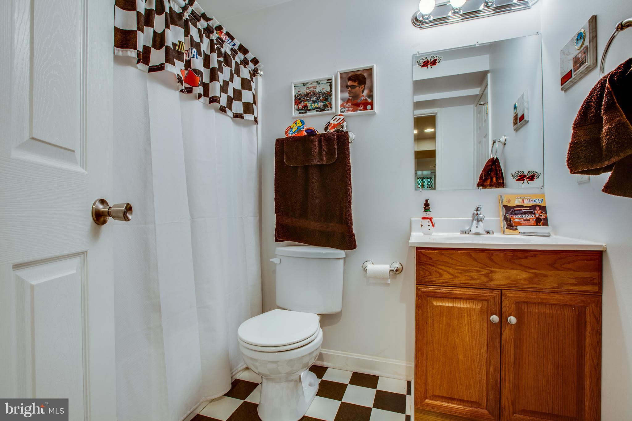 UNIONVILLE CROSSING - Residential