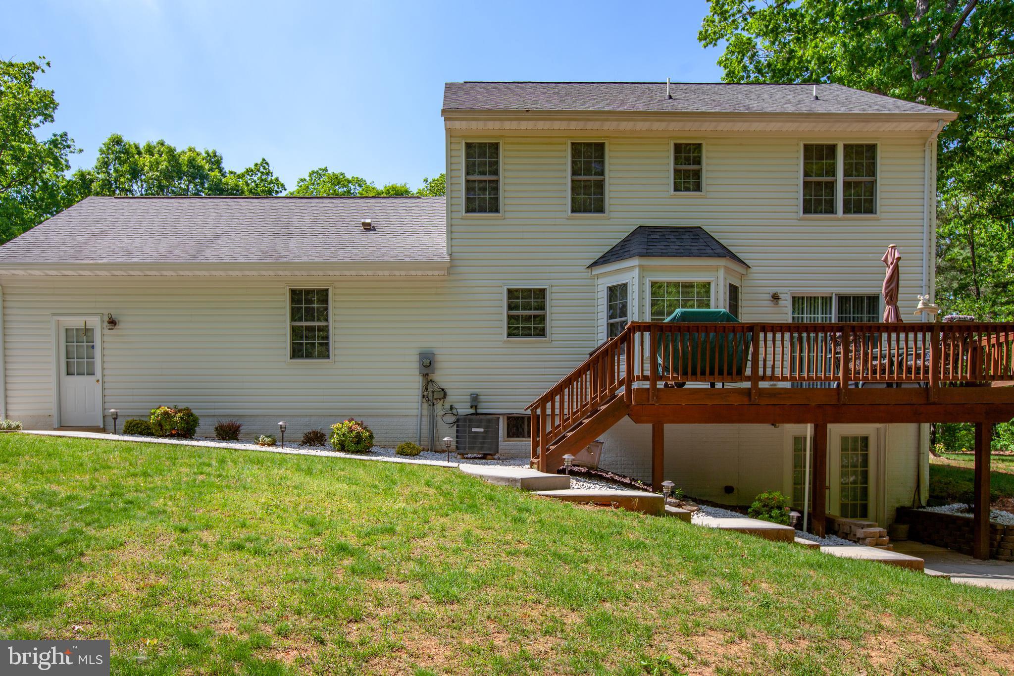 UNIONVILLE CROSSING - Residential