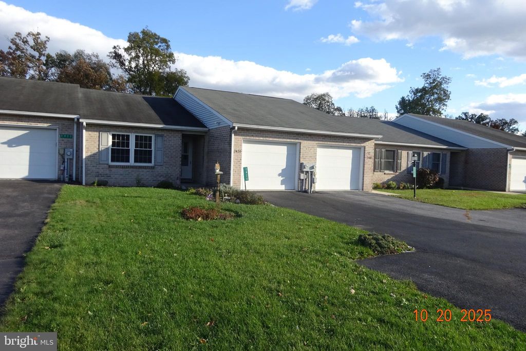 Photo of 2420 Mccleary Dr, CHAMBERSBURG, PA 17201 (MLS # PAFL2030762)