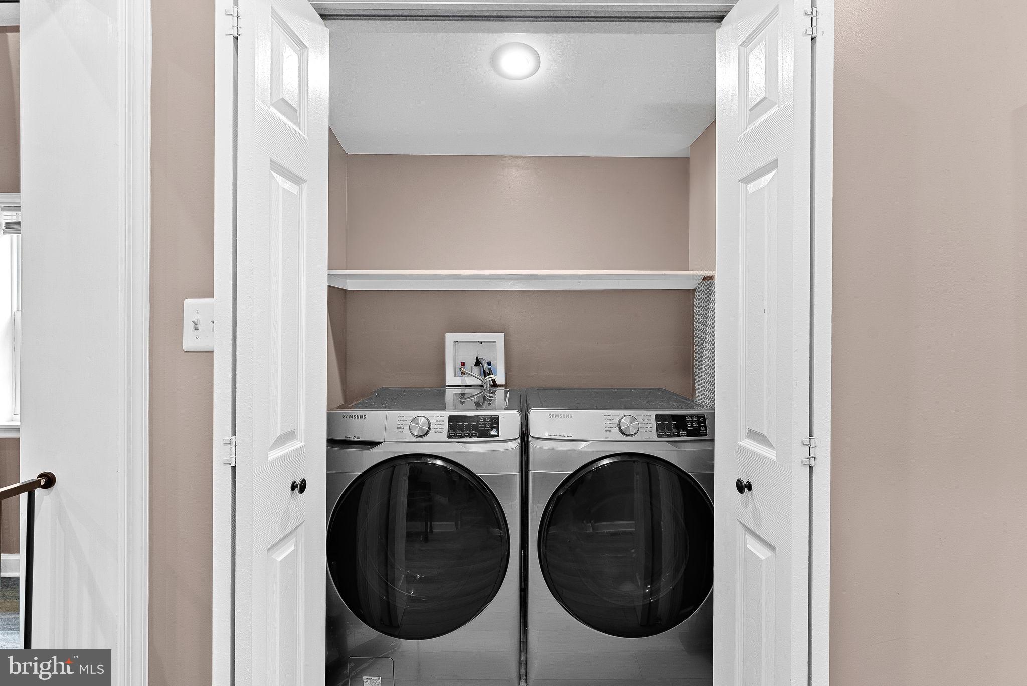 RIVER VIEW PARK - Residential