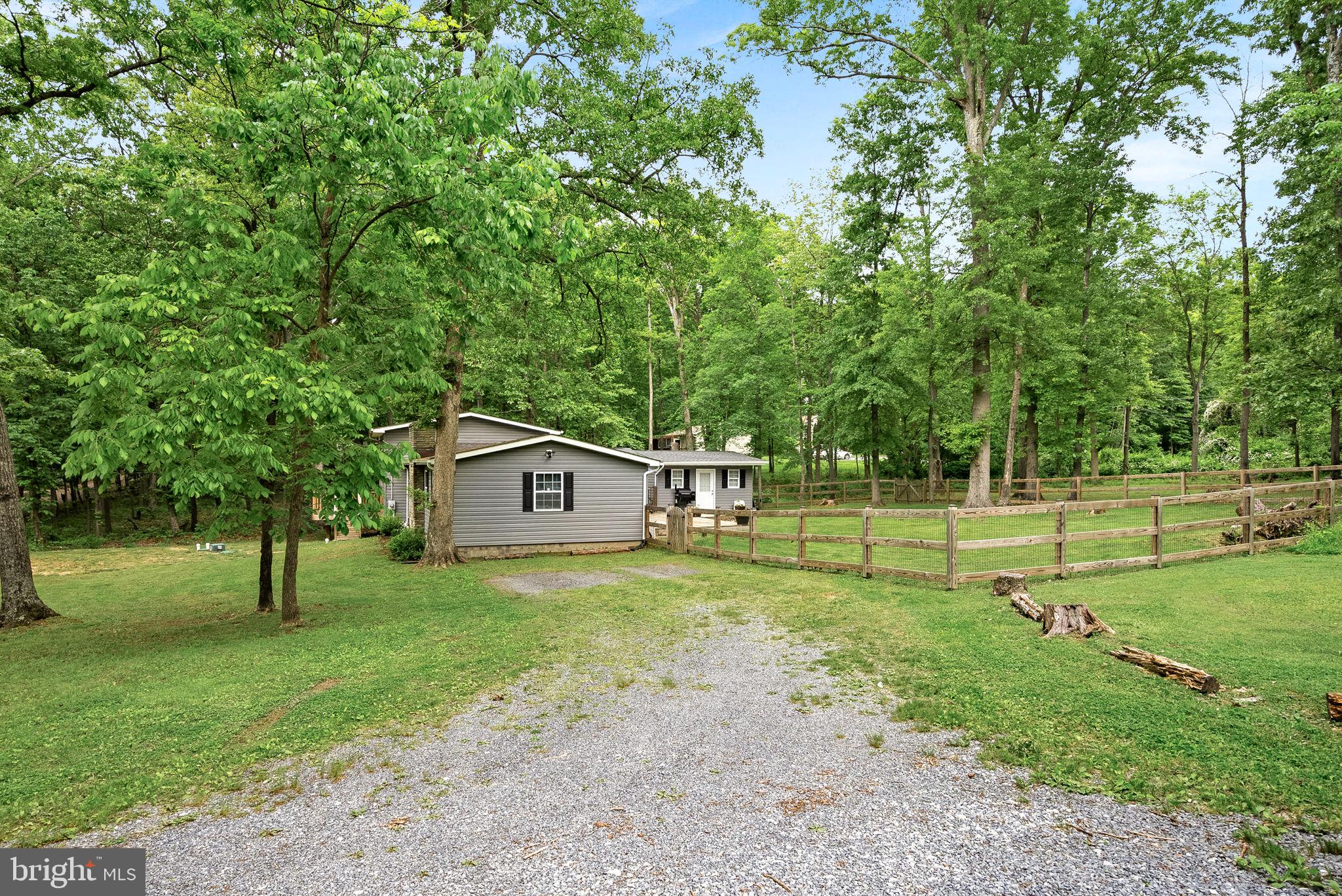 RIVER VIEW PARK - Residential