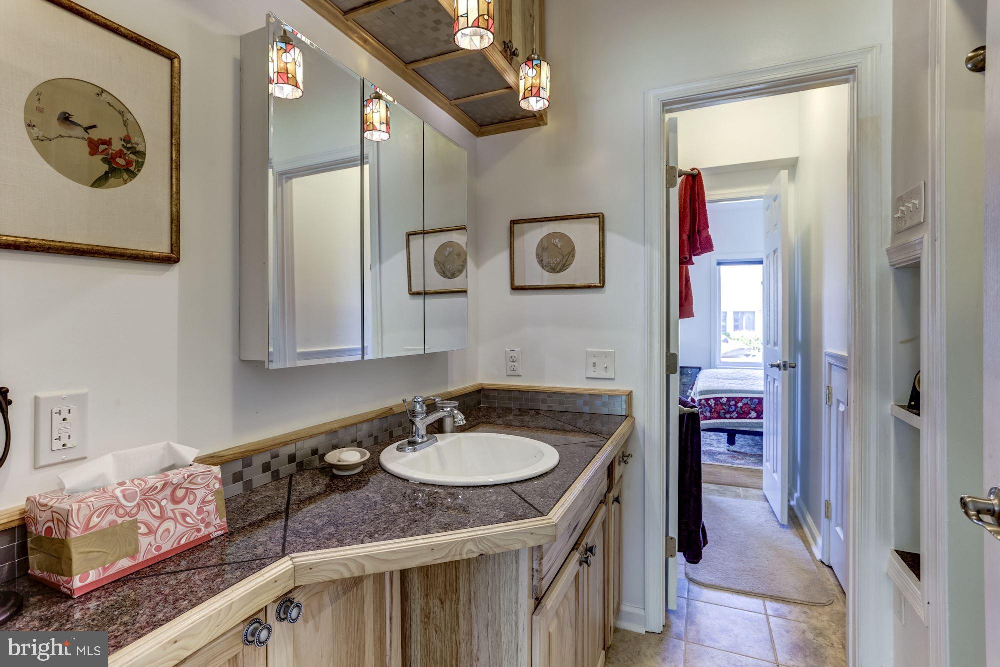 LOVE POINT - Residential Lease