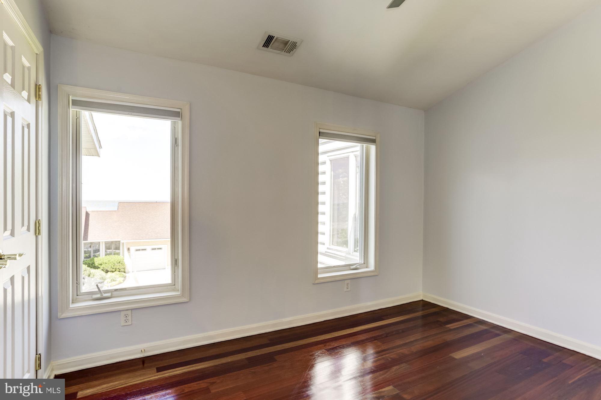 LOVE POINT - Residential Lease