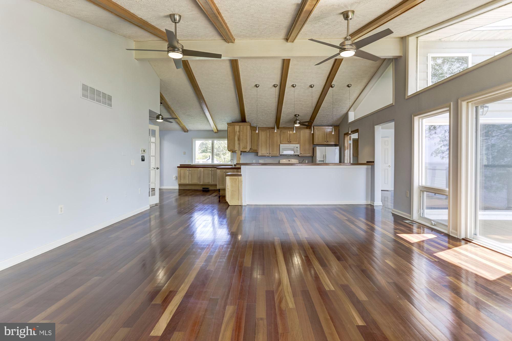 LOVE POINT - Residential Lease