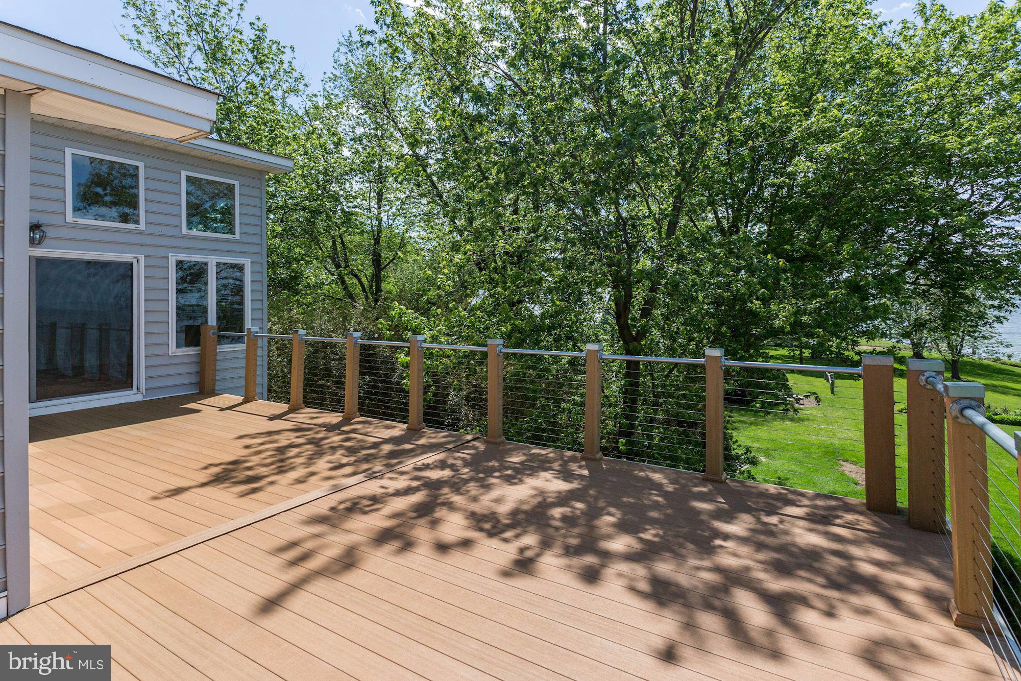 LOVE POINT - Residential Lease