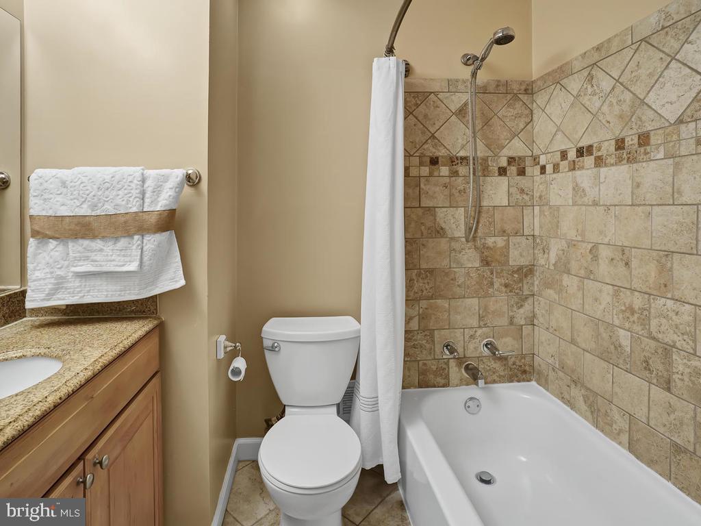 HUNGERFORD - Residential