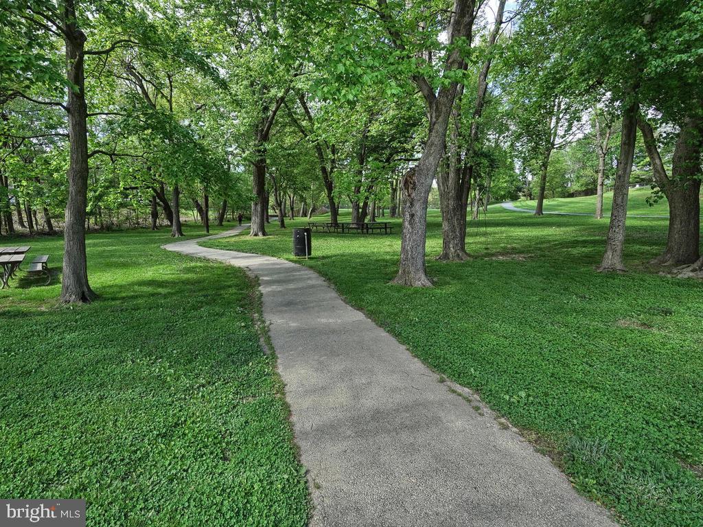 HUNGERFORD - Residential