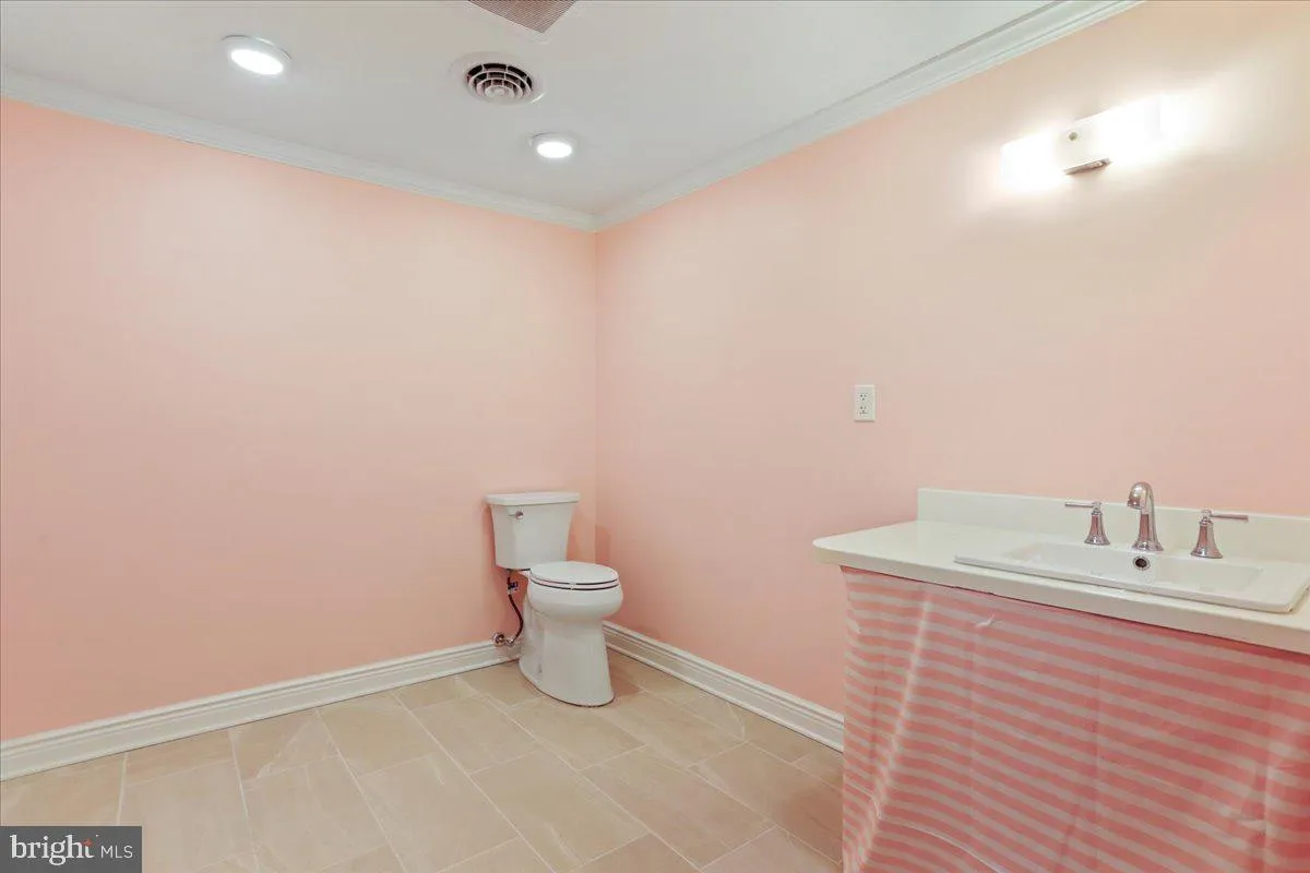 Hagerstown, Maryland 21740, United States, ,Commercial,Active,32174