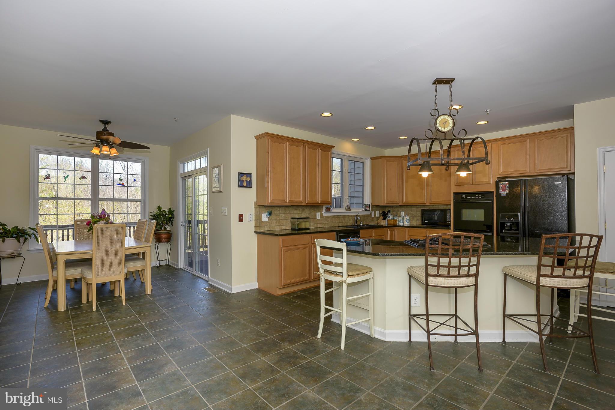 SOUTH RIVER COLONY - Residential Lease