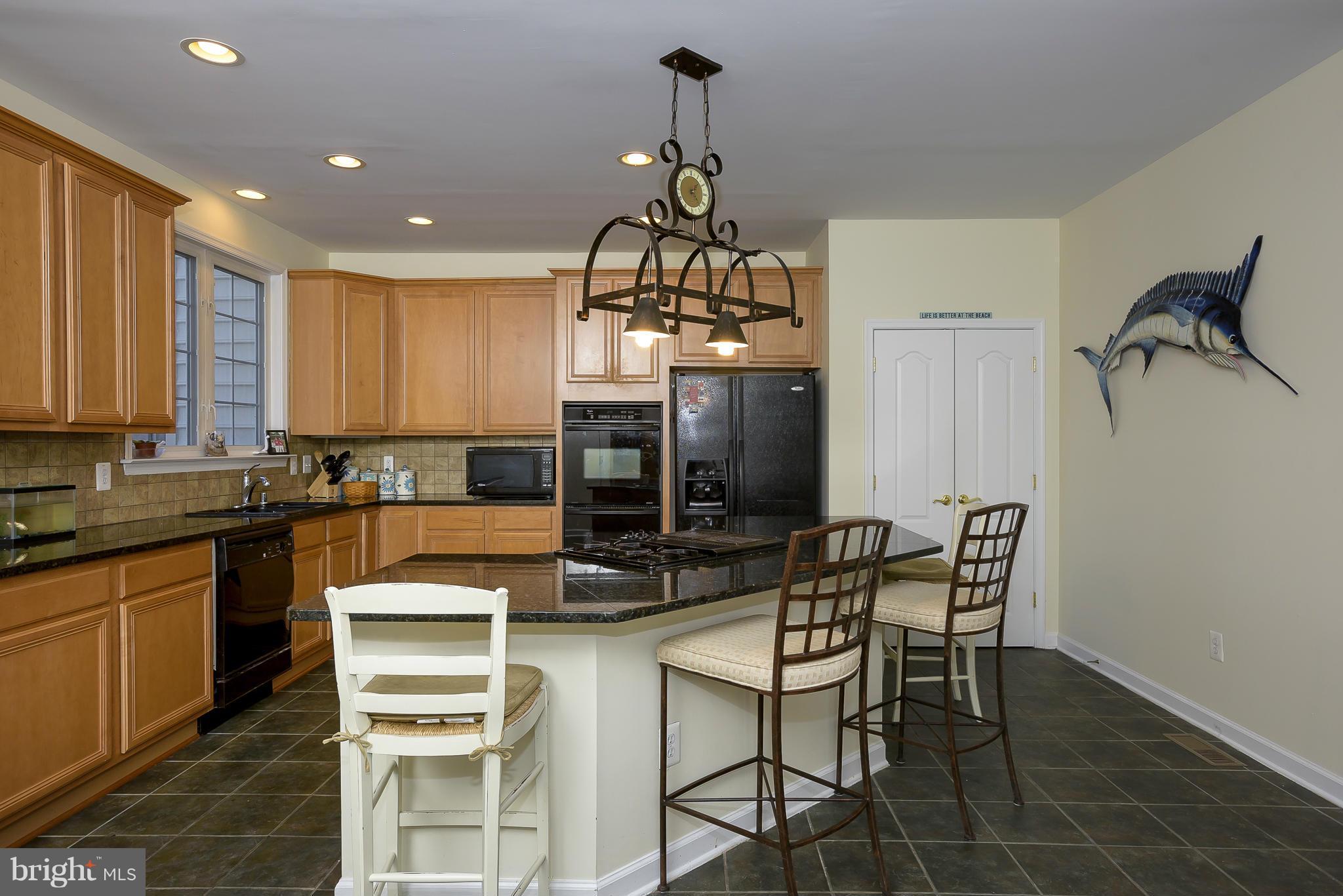 SOUTH RIVER COLONY - Residential Lease