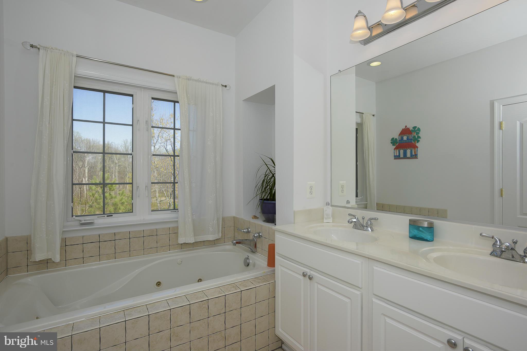 SOUTH RIVER COLONY - Residential Lease