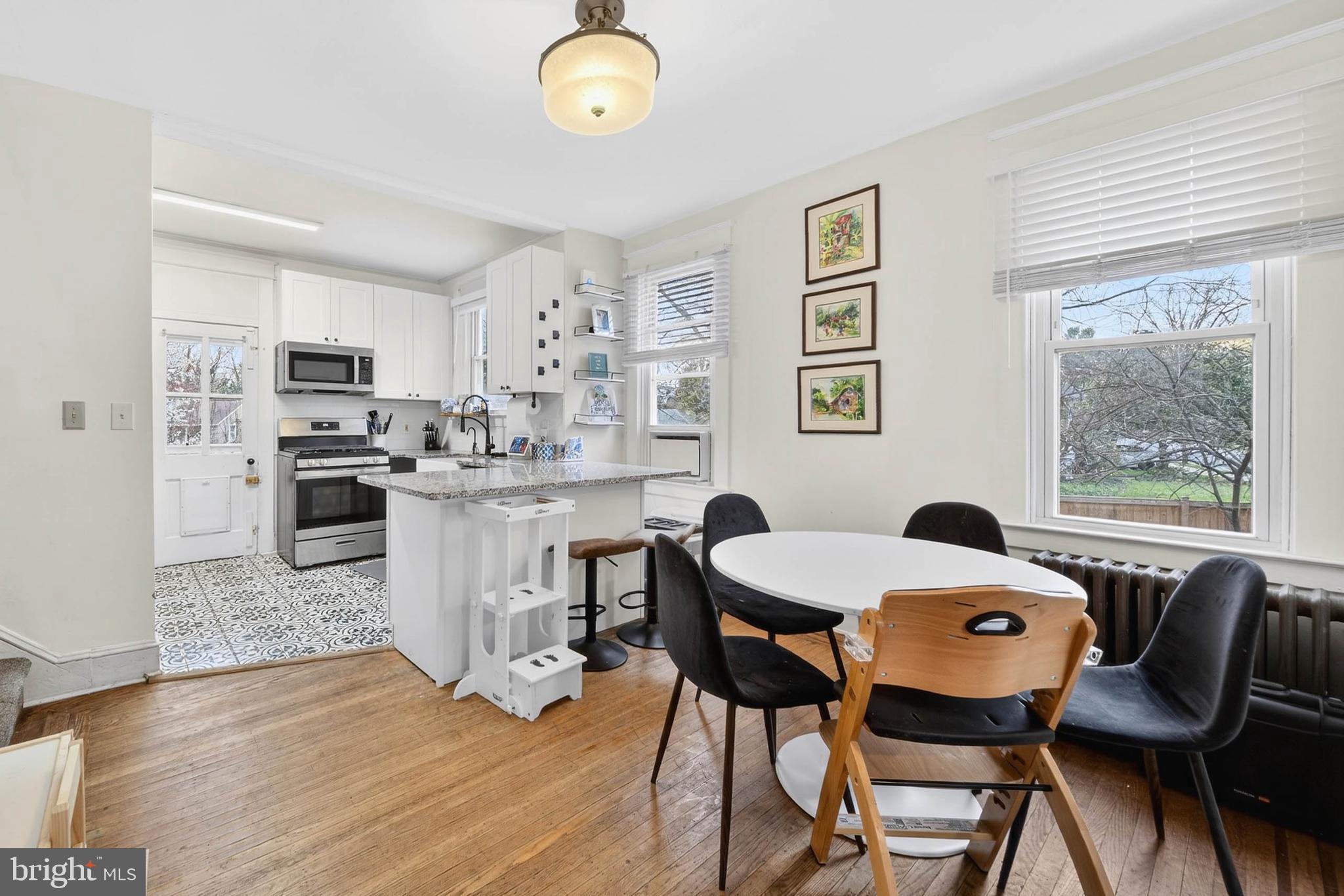 LAKE EVESHAM - Residential