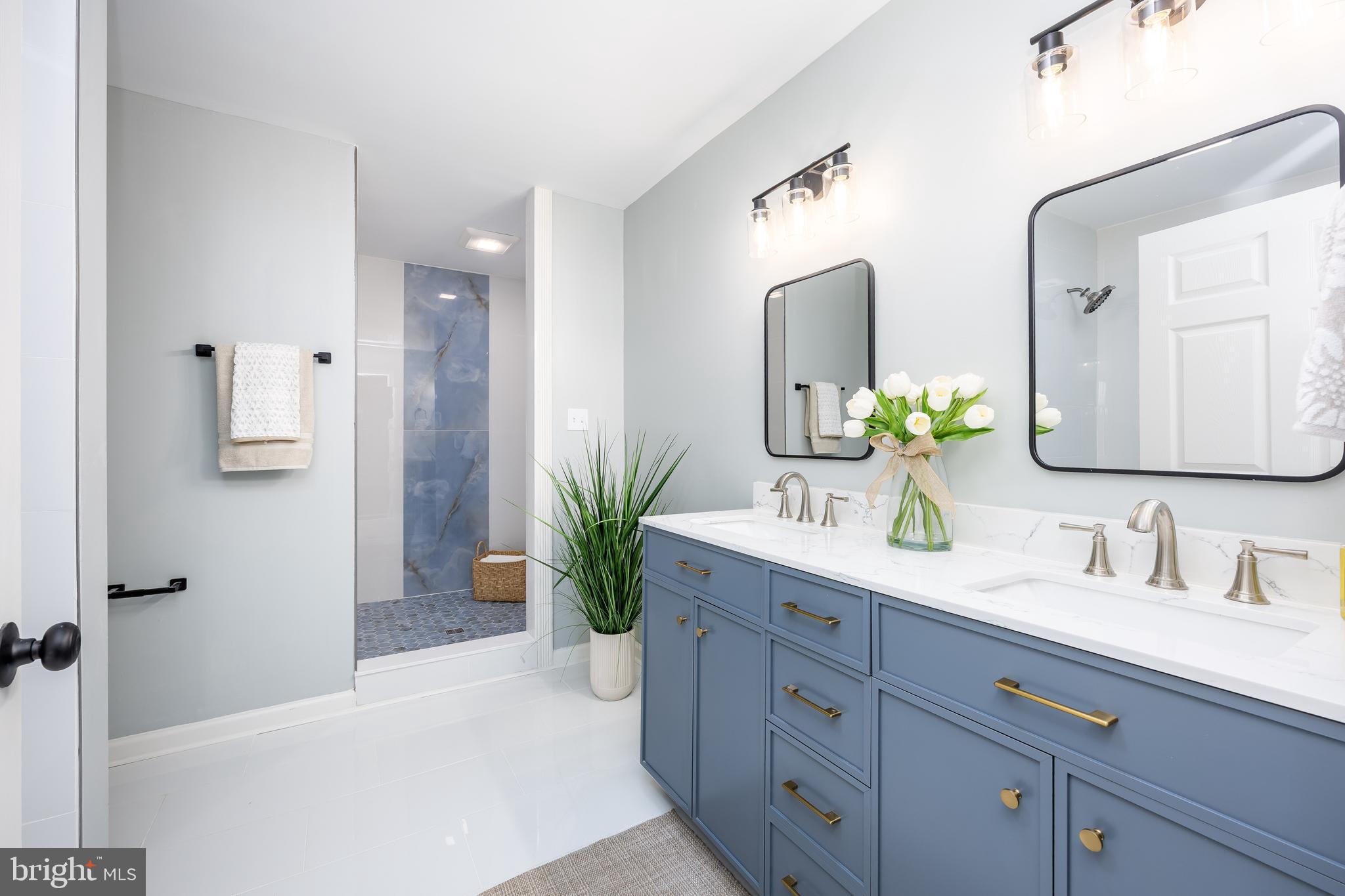 COULBOURNE WOODS - Residential