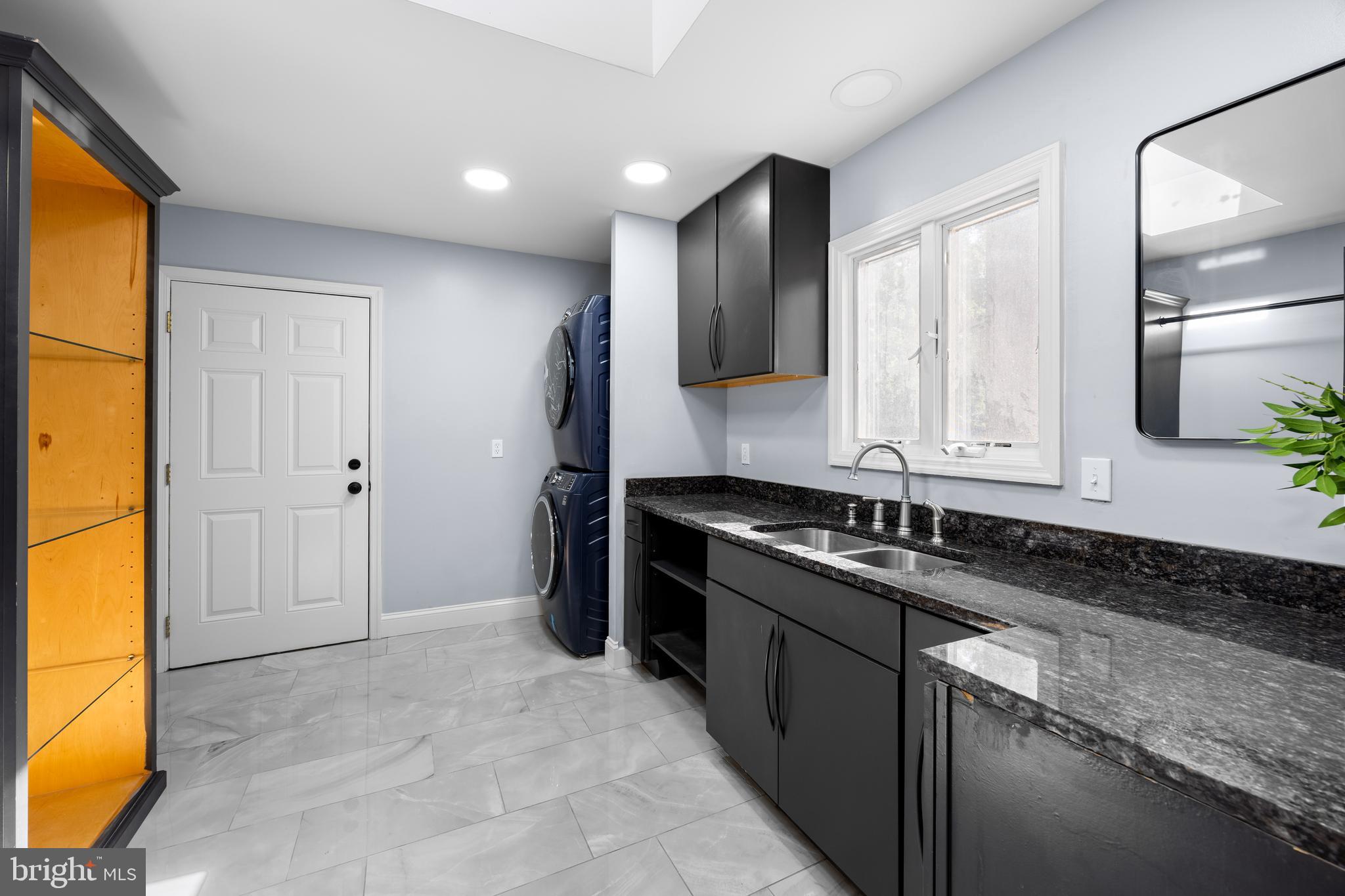 COULBOURNE WOODS - Residential