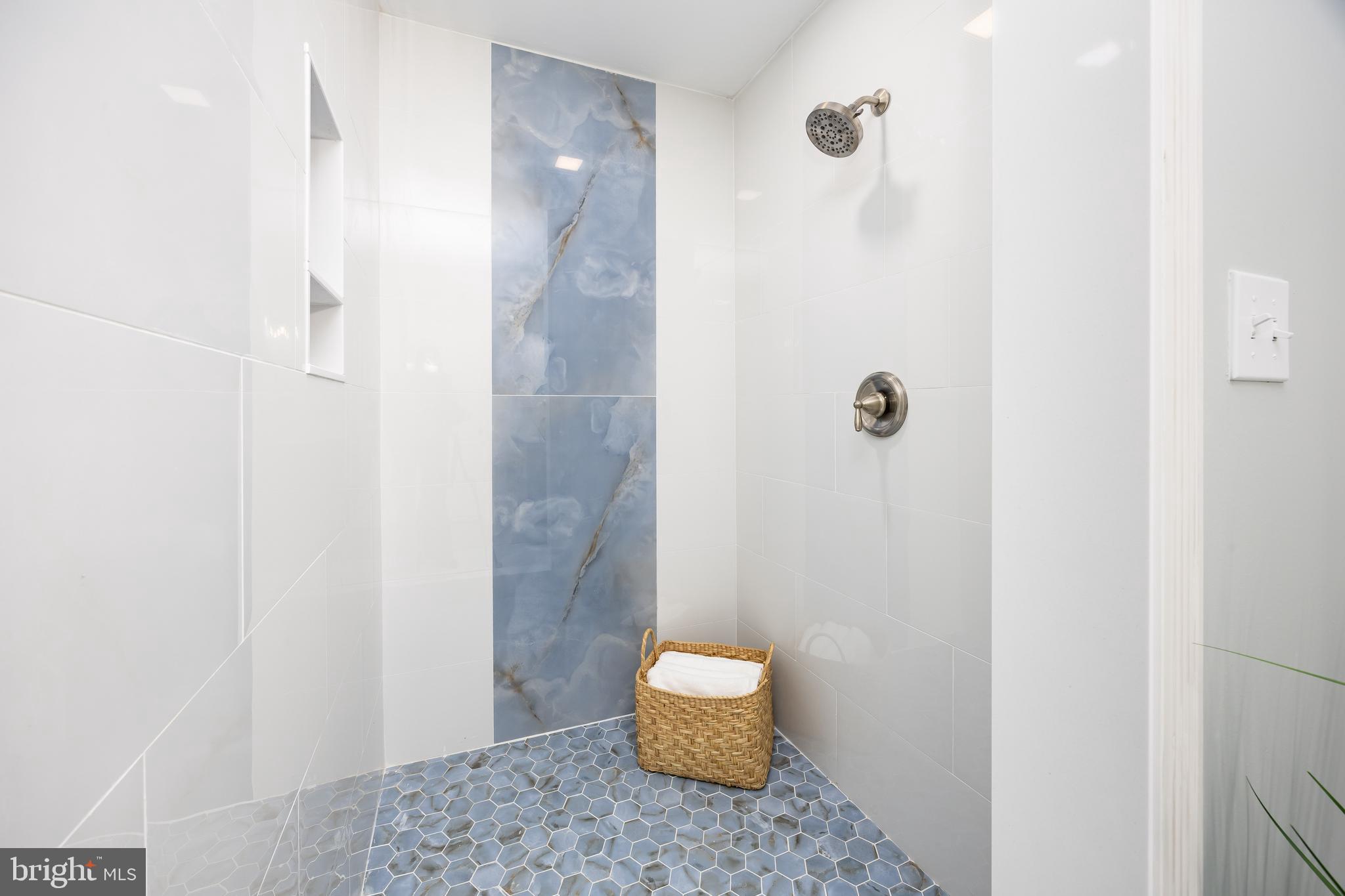 COULBOURNE WOODS - Residential