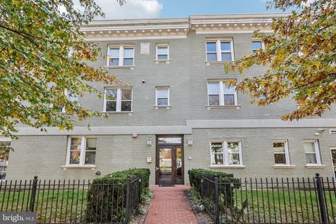 1352 LONGFELLOW STREET NW 302 WASHINGTON DC 20011