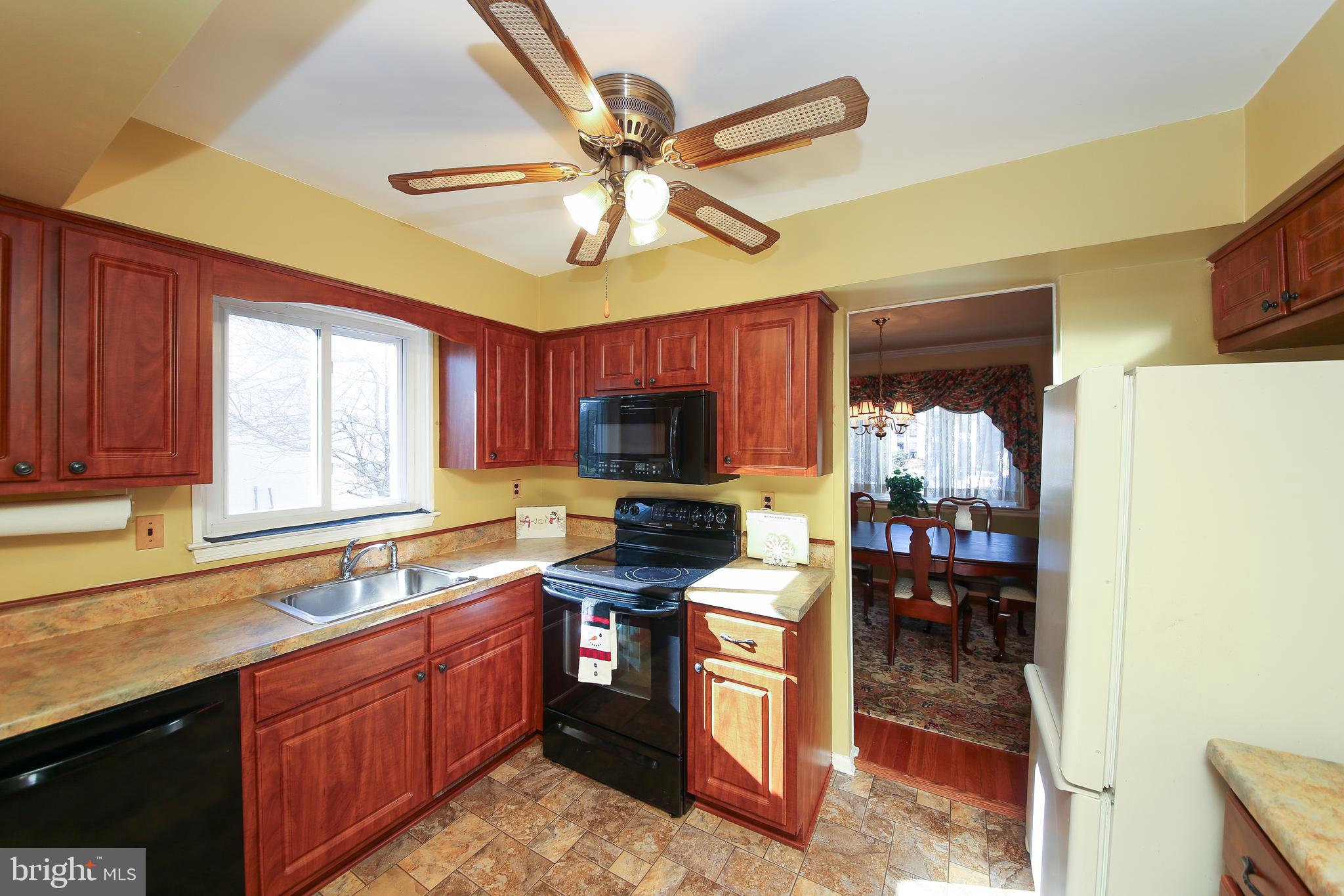 THE HIGHLANDS - Residential