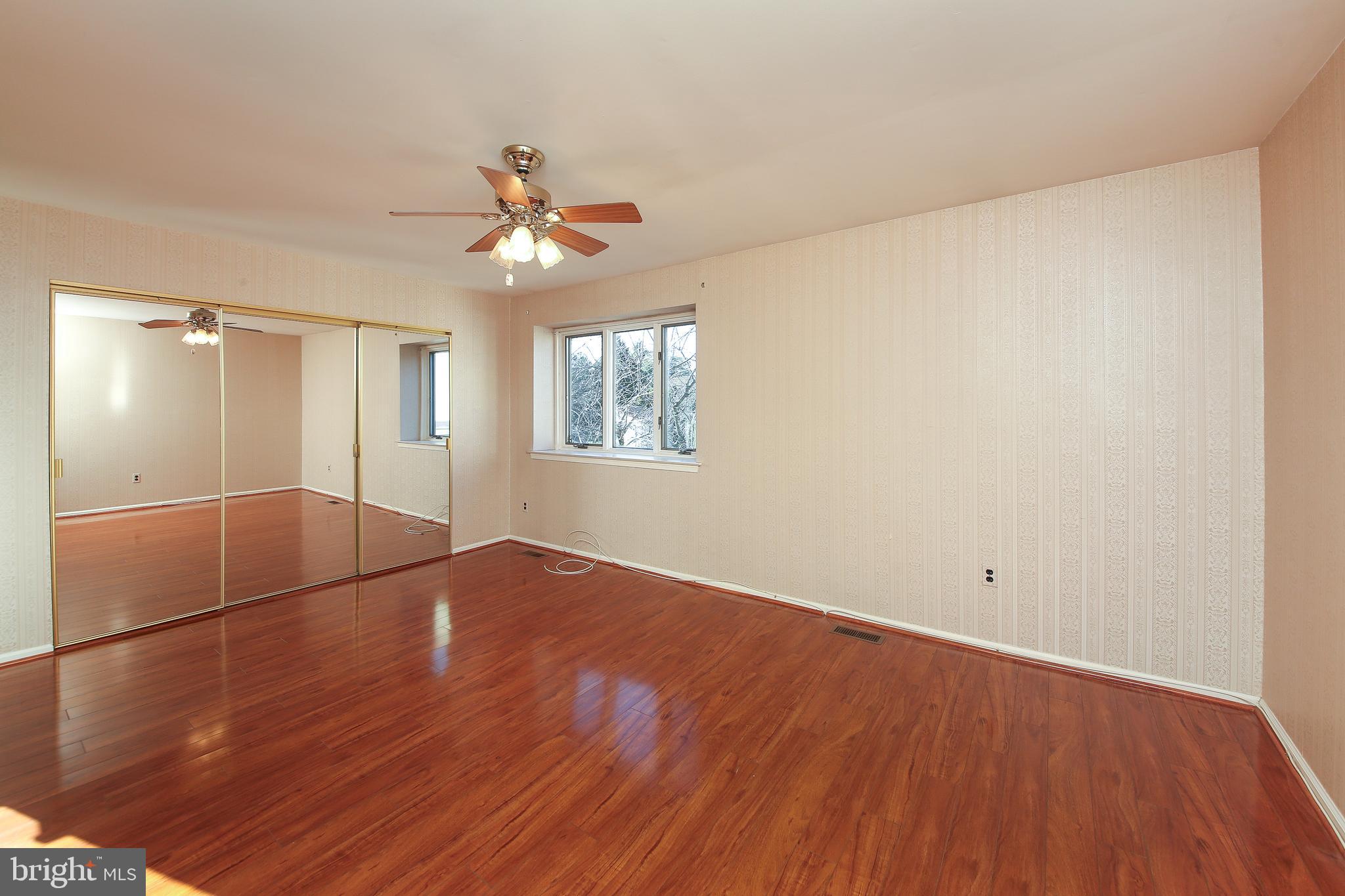 THE HIGHLANDS - Residential