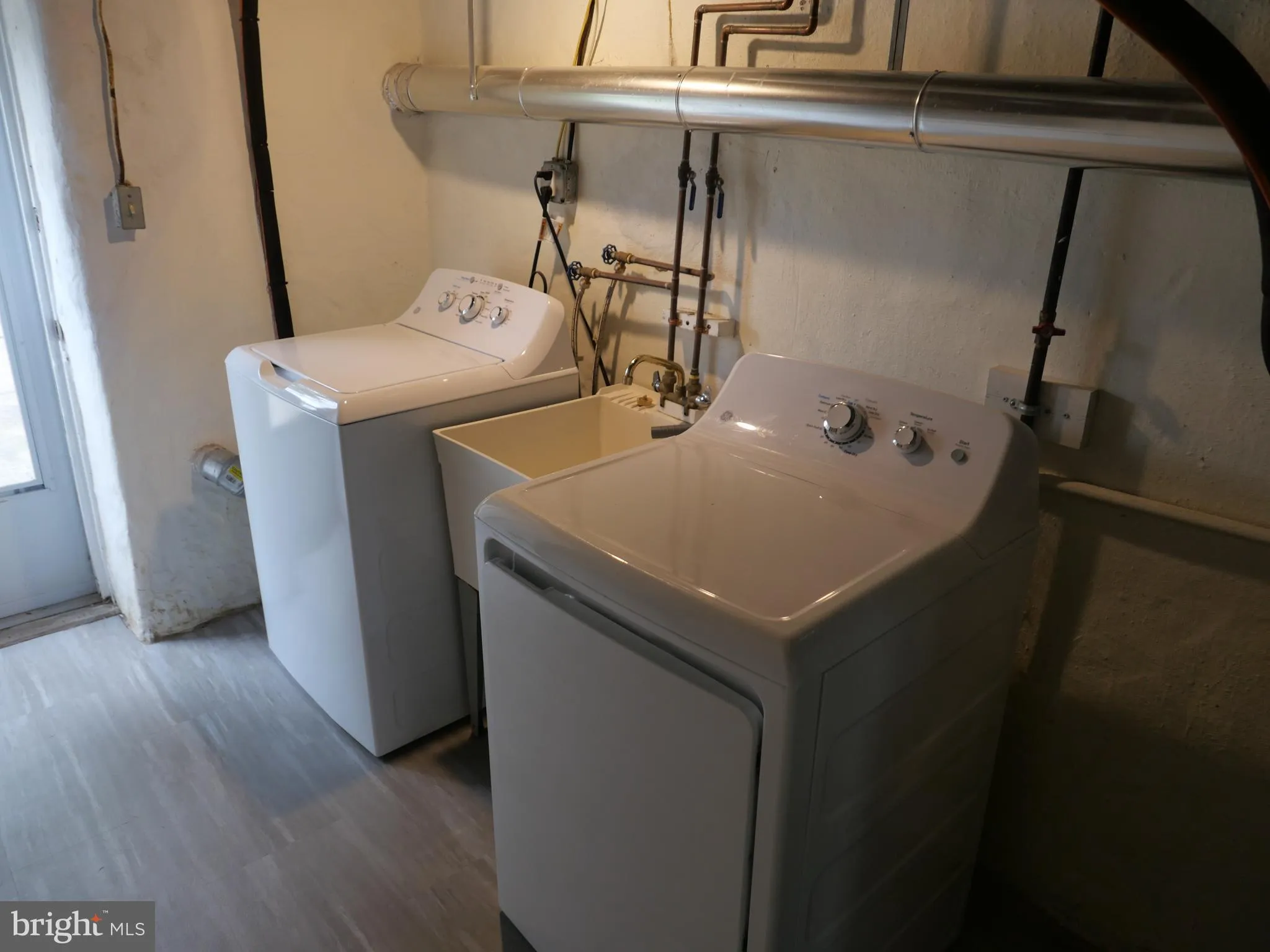 Drexel Hill, Pennsylvania 19026, United States, 3 Bedrooms Bedrooms, ,1 BathroomBathrooms,Residential,Active,195540