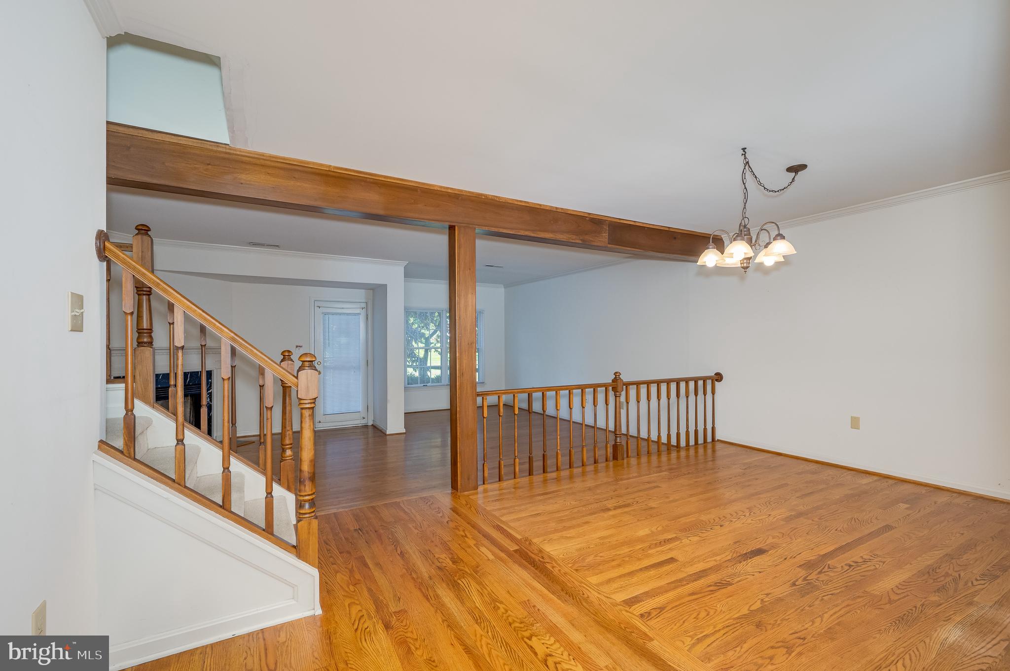 LOCUST HILL - Residential Lease