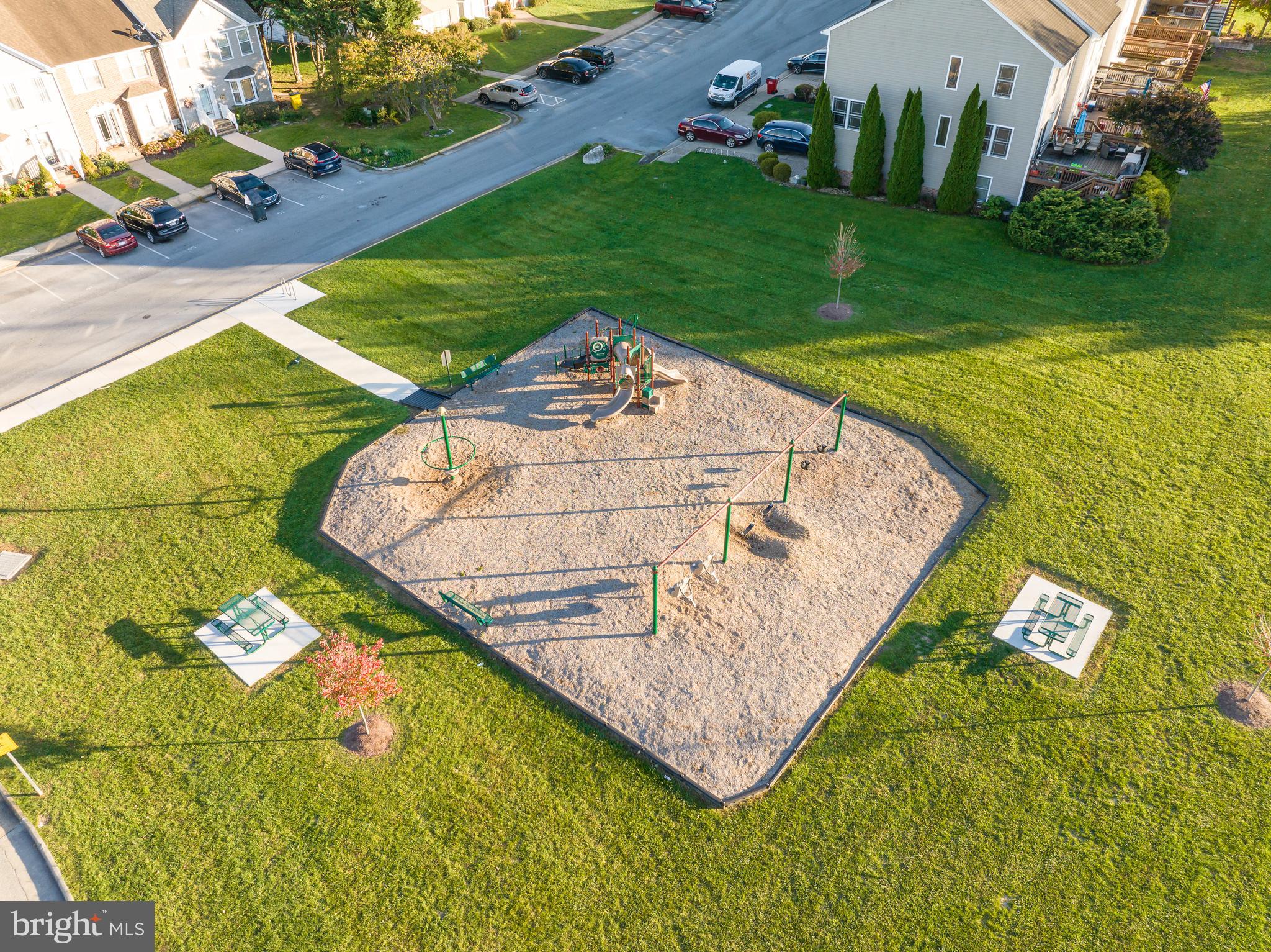 LOCUST HILL - Residential Lease