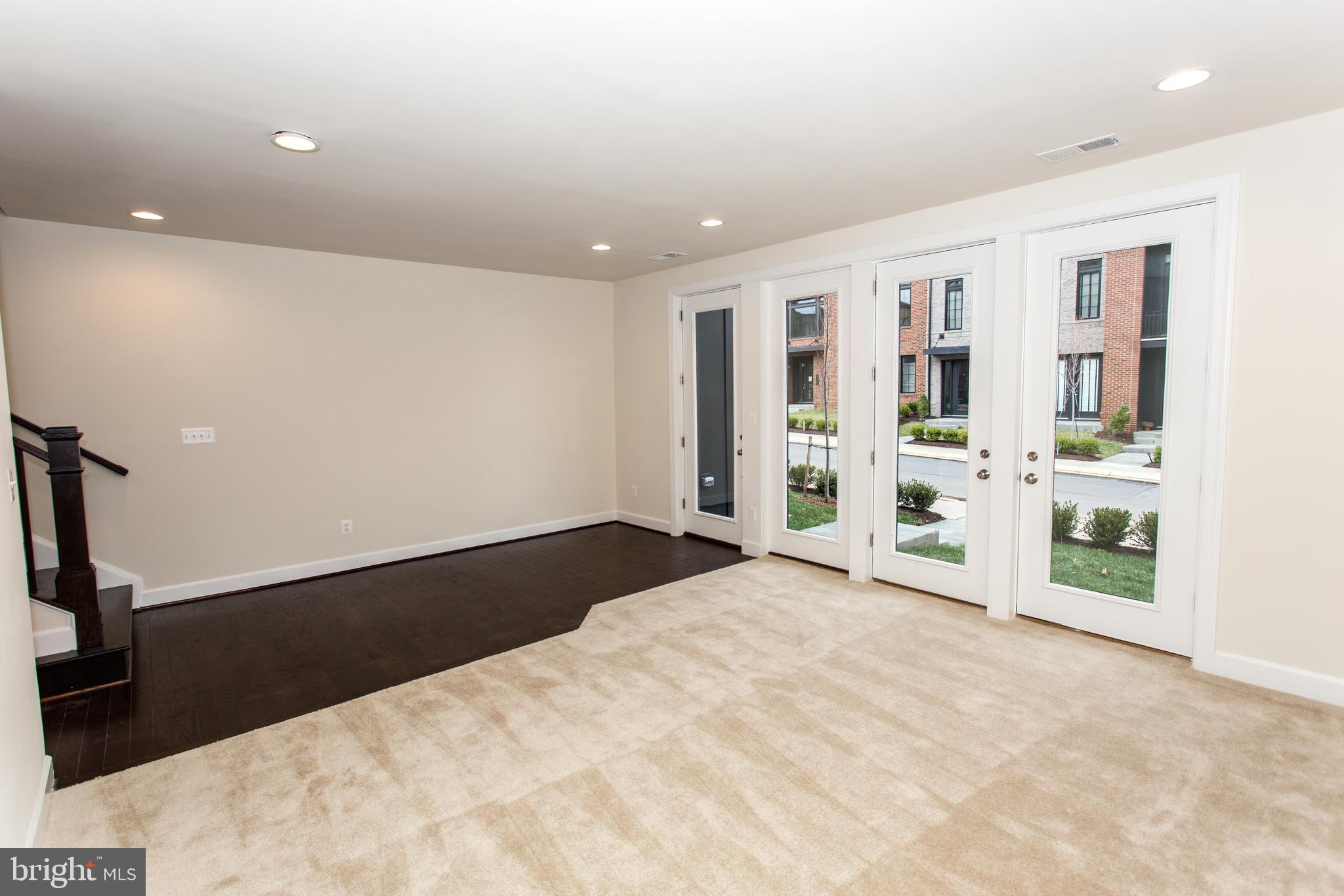 GARDEN DISTRICT AT BRAMBLETON TOWN CENTER - Residential Lease