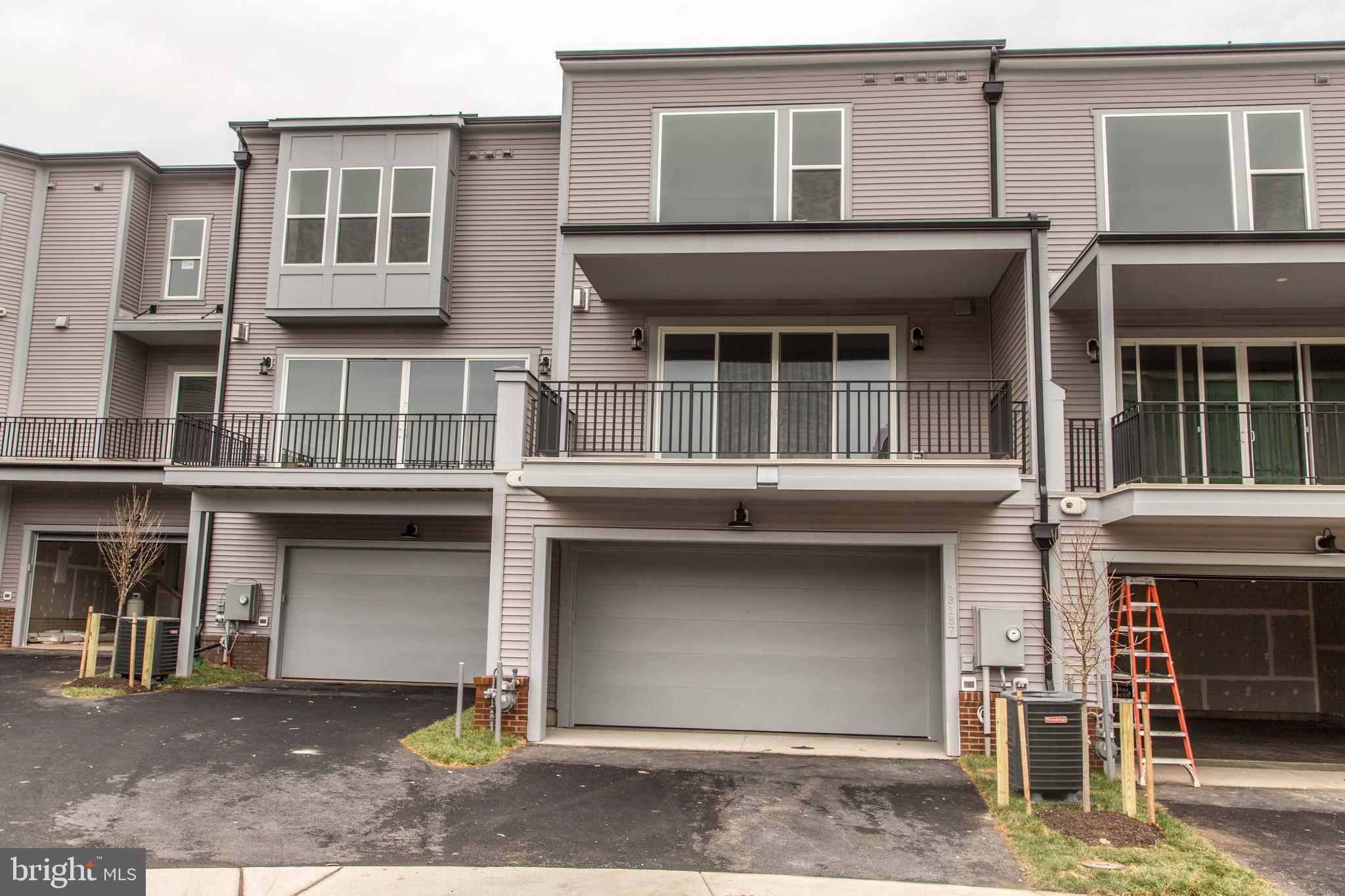 GARDEN DISTRICT AT BRAMBLETON TOWN CENTER - Residential Lease