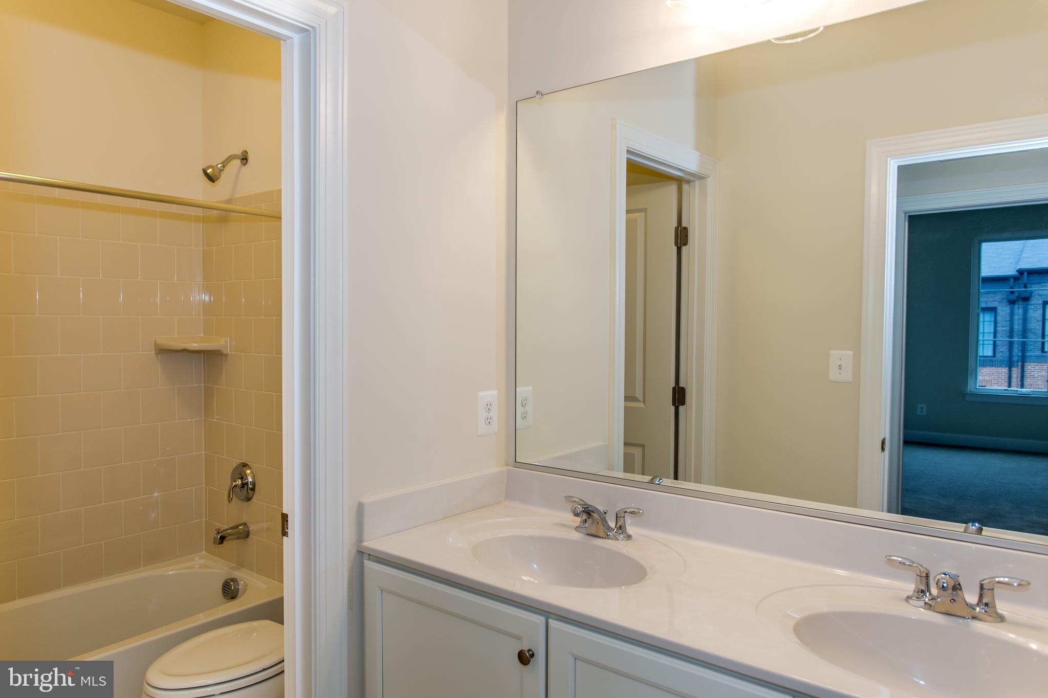 GARDEN DISTRICT AT BRAMBLETON TOWN CENTER - Residential Lease