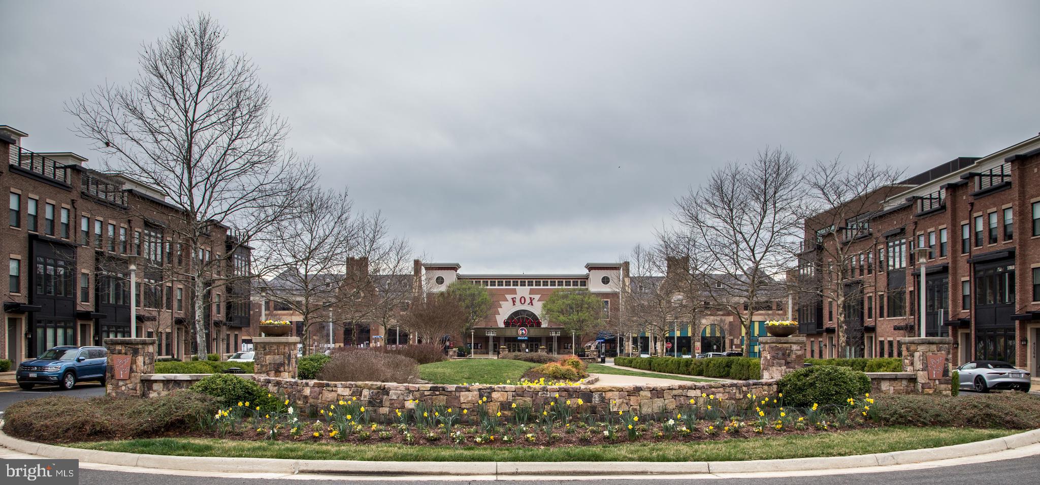 GARDEN DISTRICT AT BRAMBLETON TOWN CENTER - Residential Lease