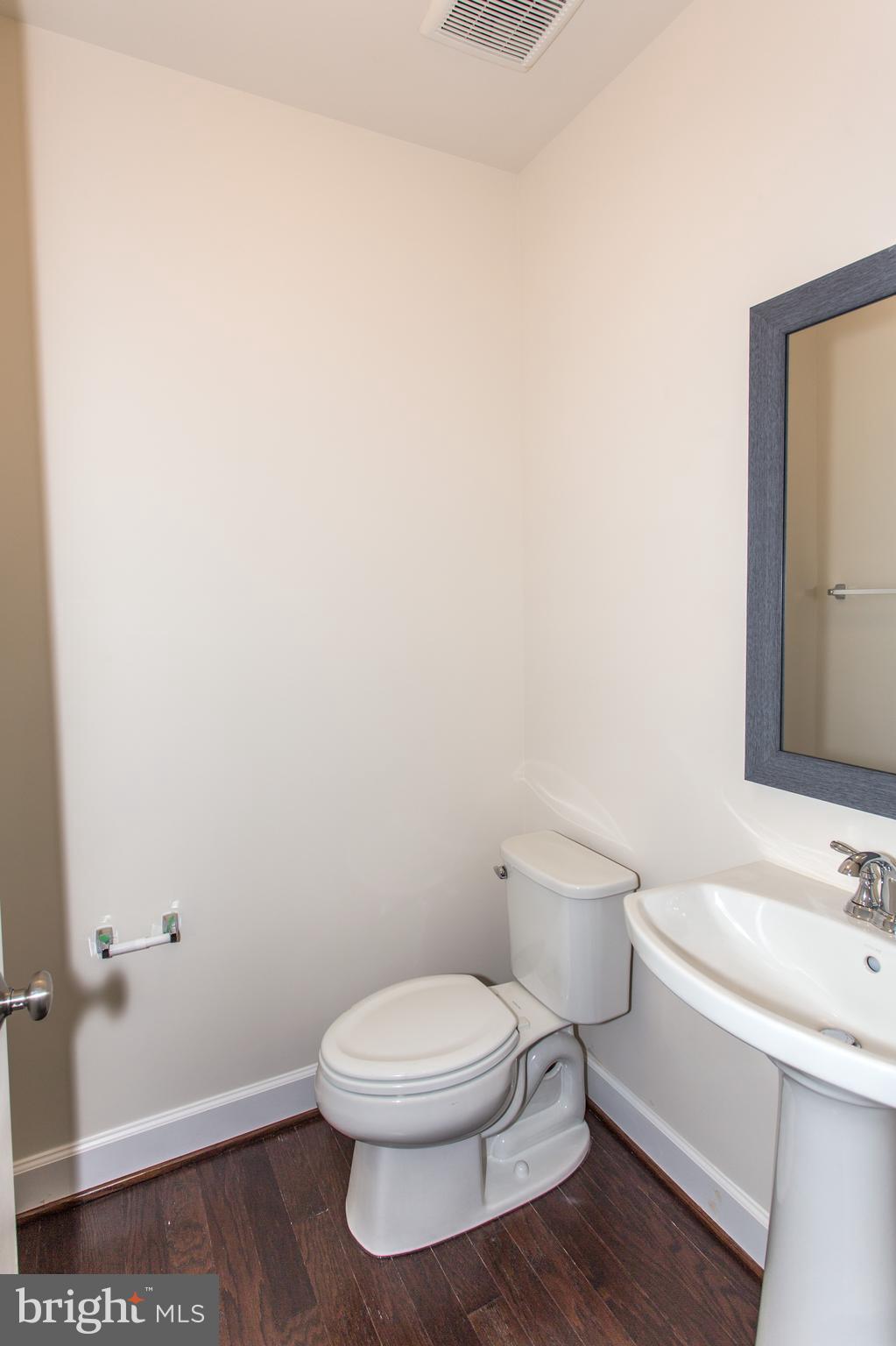 GARDEN DISTRICT AT BRAMBLETON TOWN CENTER - Residential Lease