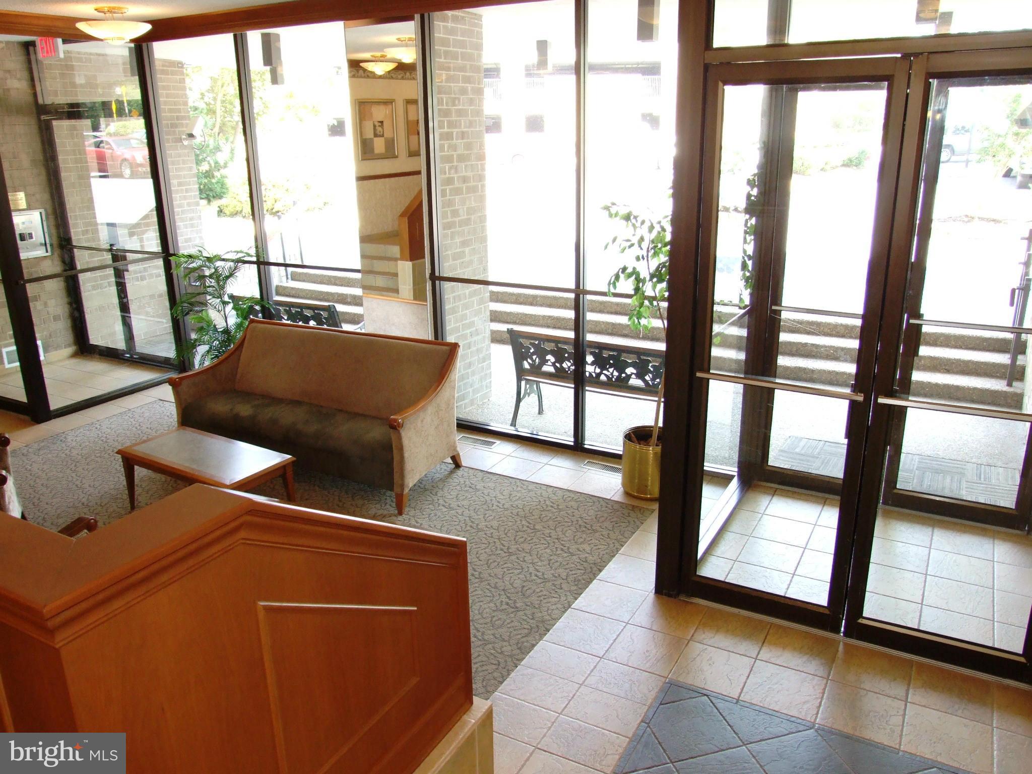 AMERICANA CENTRE - Residential Lease