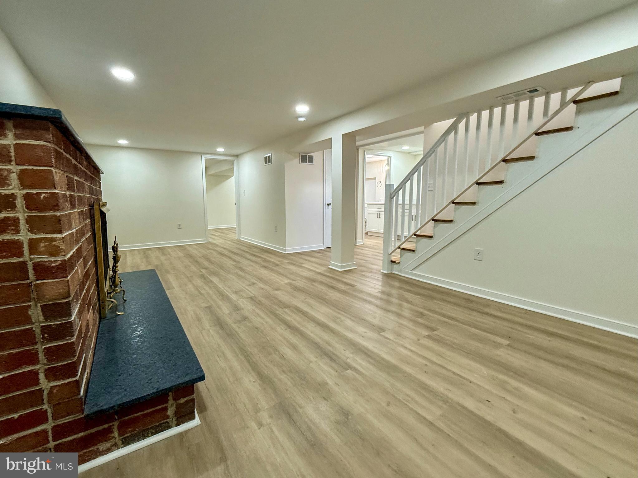 CARROLLWOOD - Residential