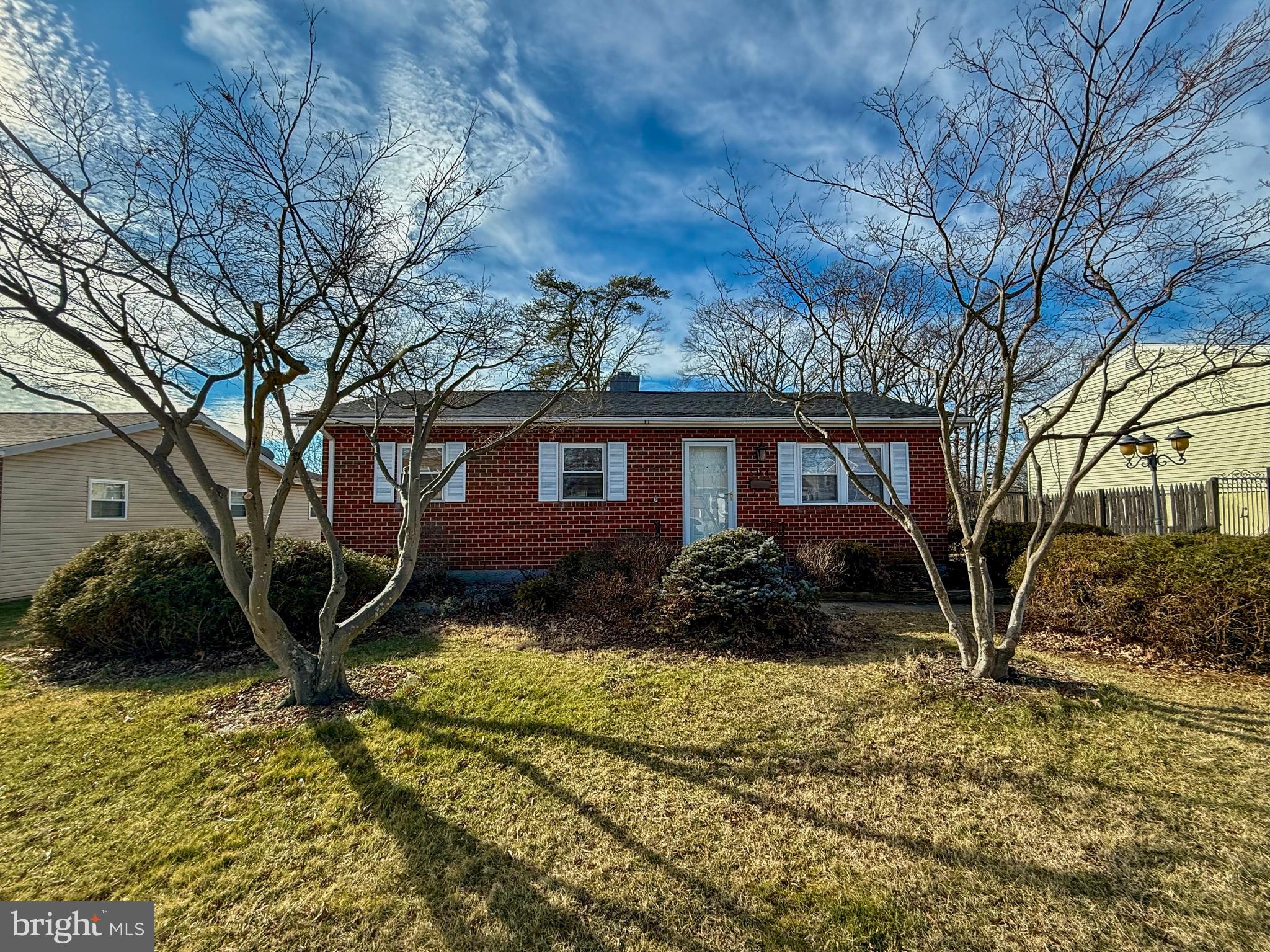 CARROLLWOOD - Residential