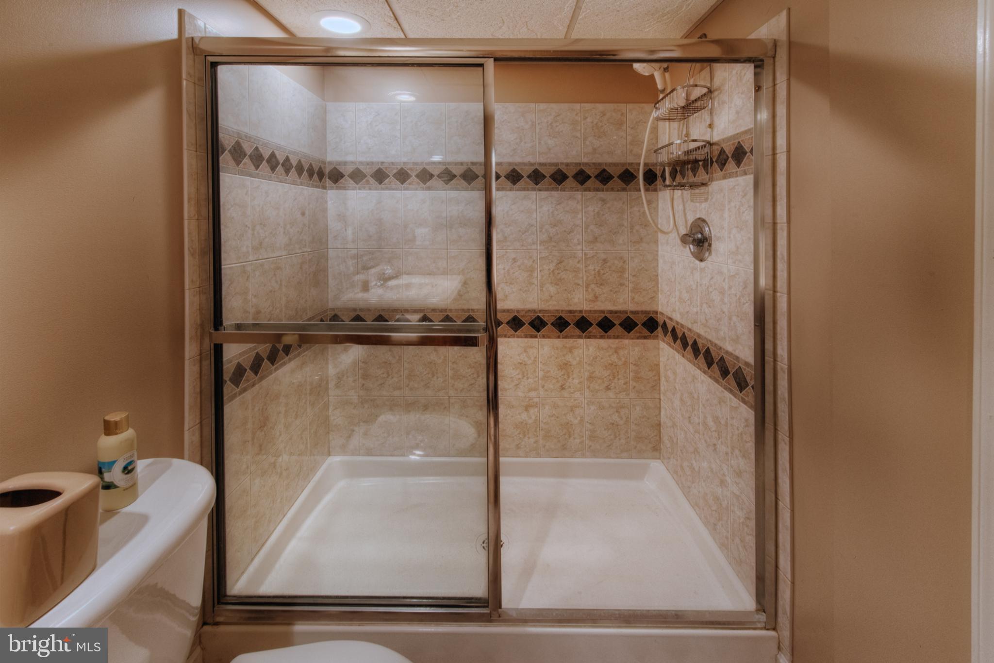 VALEWOOD ESTATES - Residential