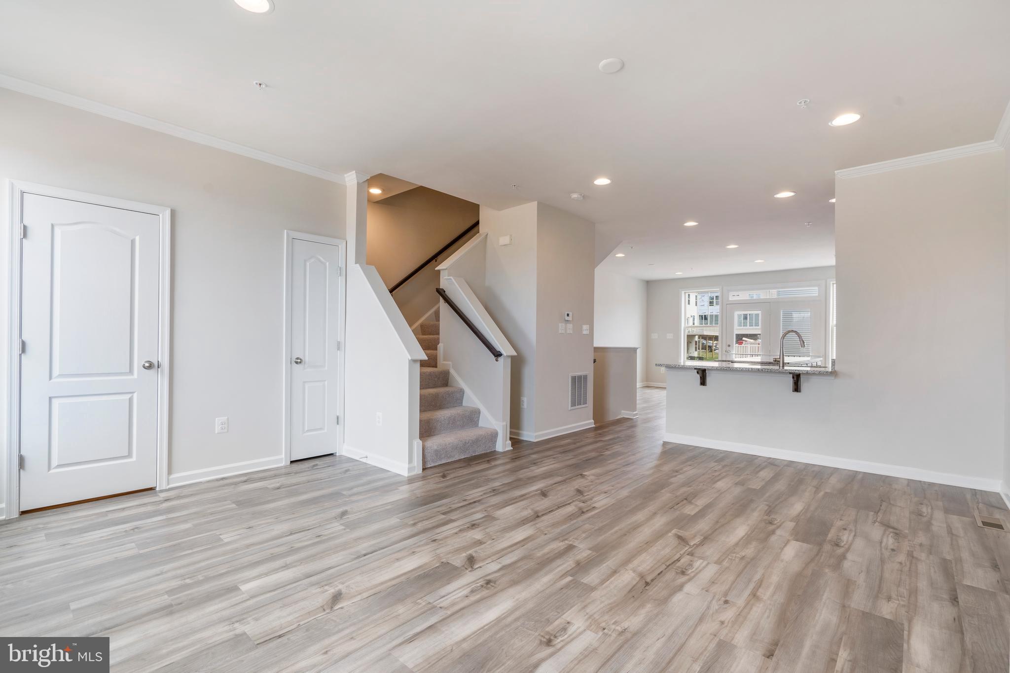 HARRINGTON TERRACE - Residential Lease