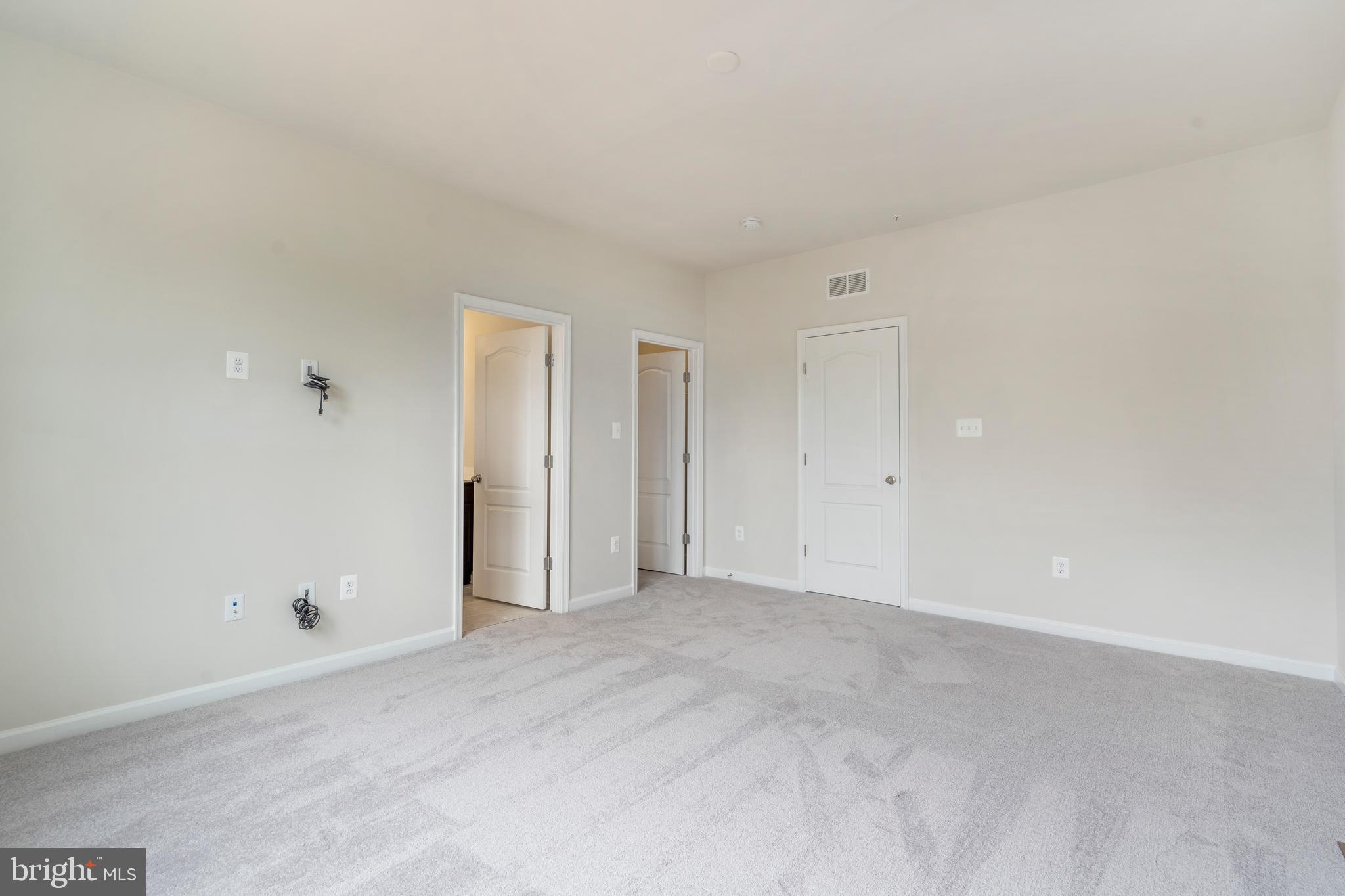 HARRINGTON TERRACE - Residential Lease