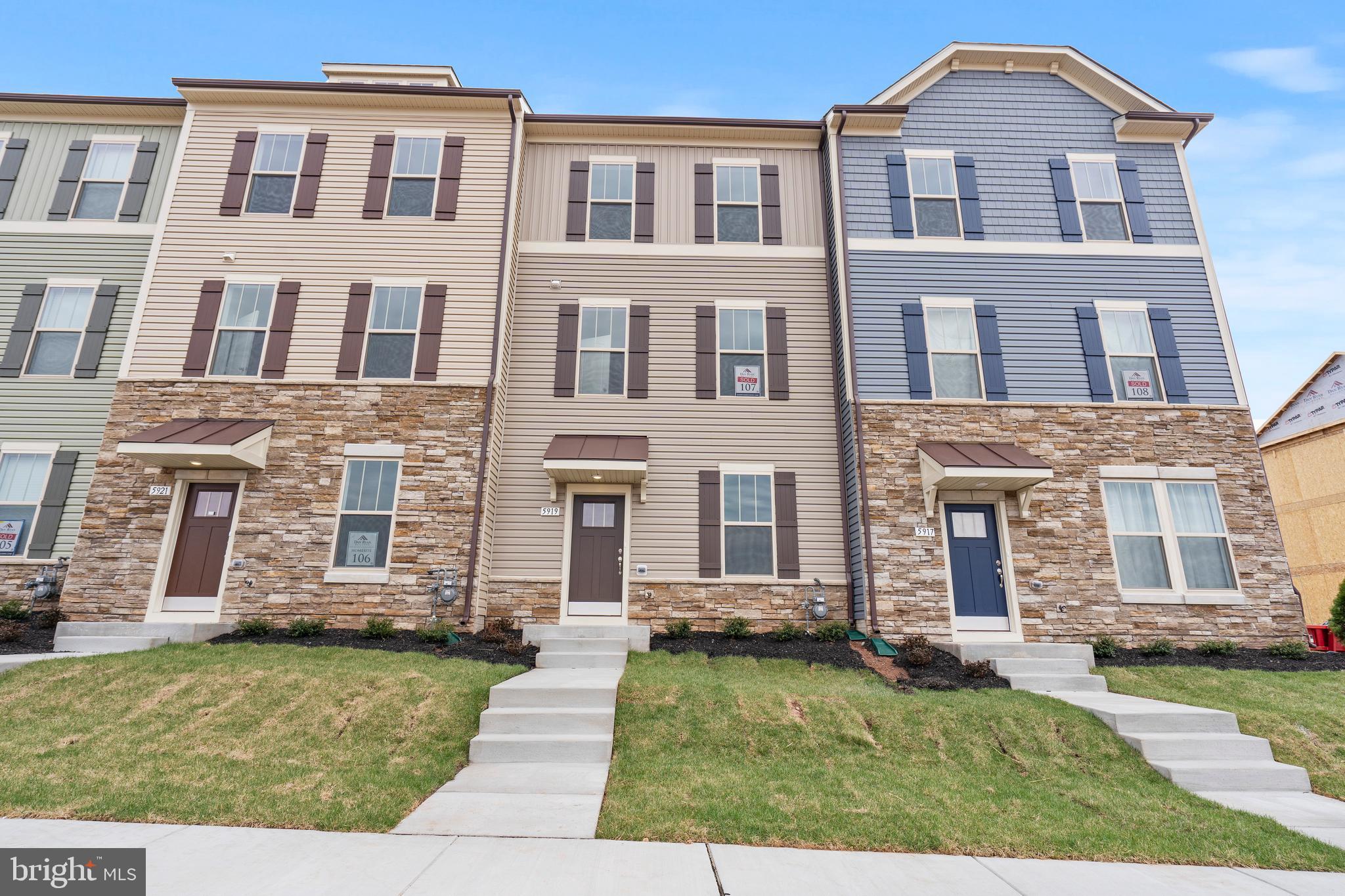 HARRINGTON TERRACE - Residential Lease