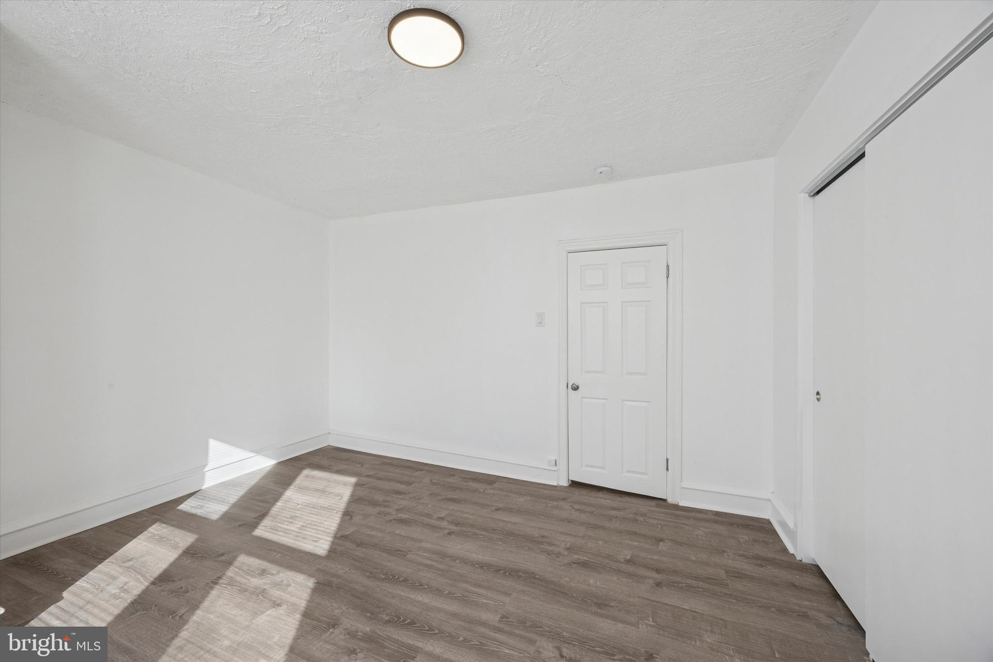 GERMANTOWN (EAST) - Residential