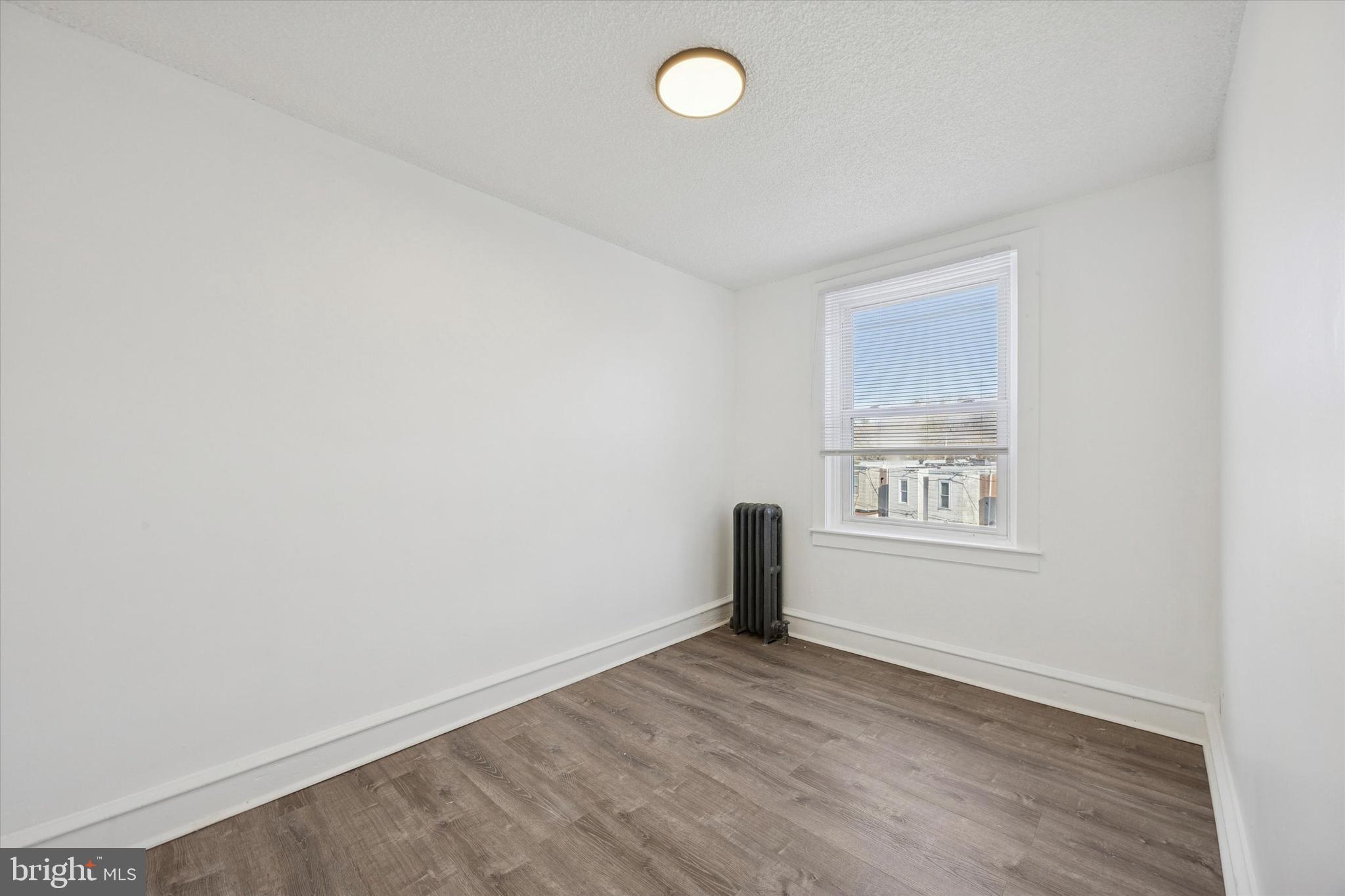 GERMANTOWN (EAST) - Residential