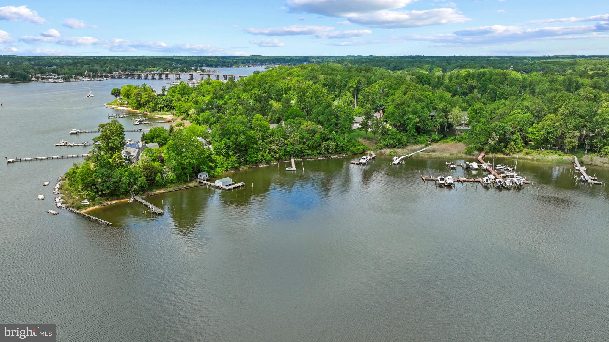 POPLAR POINT - Residential