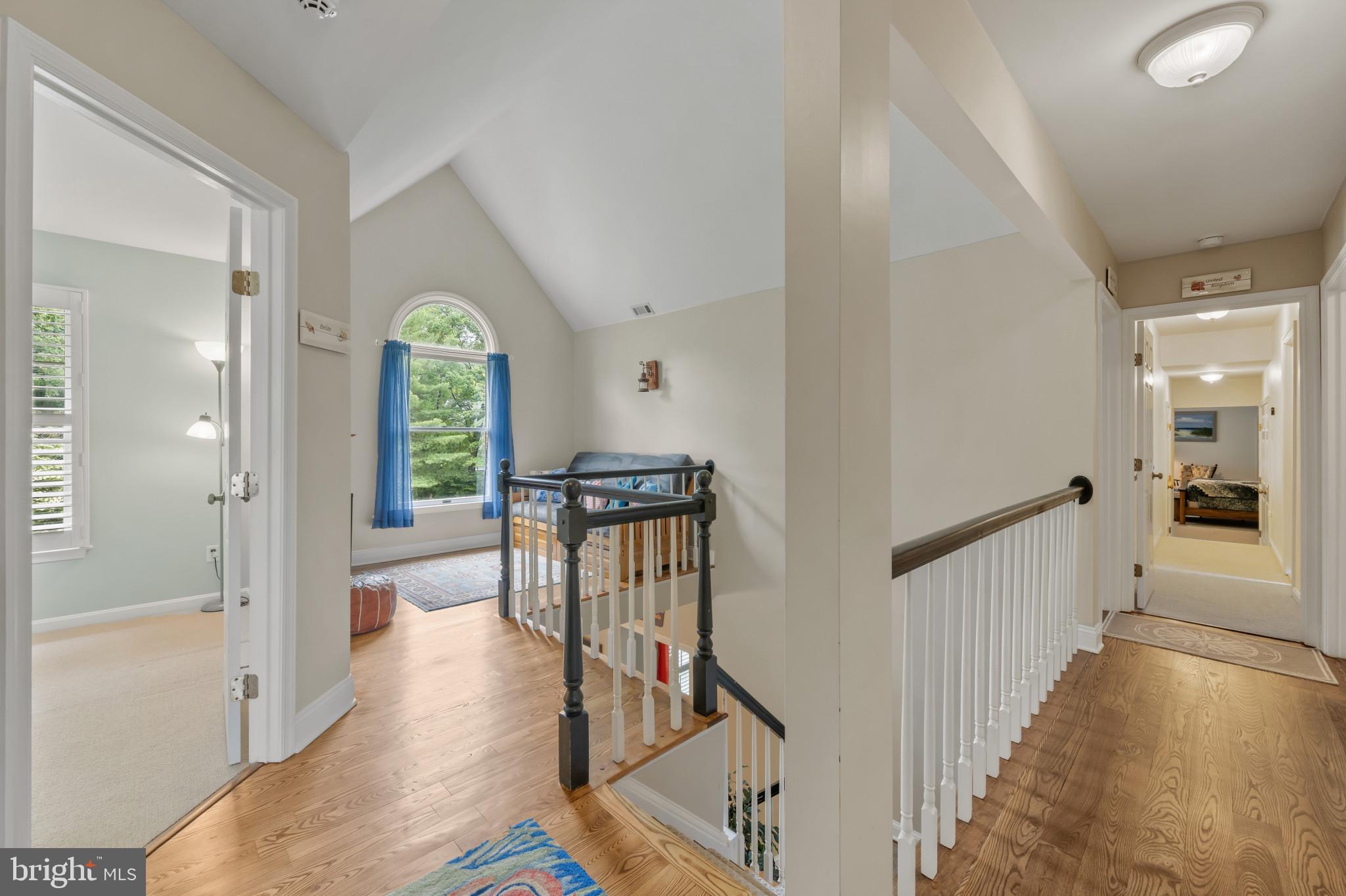 POPLAR POINT - Residential