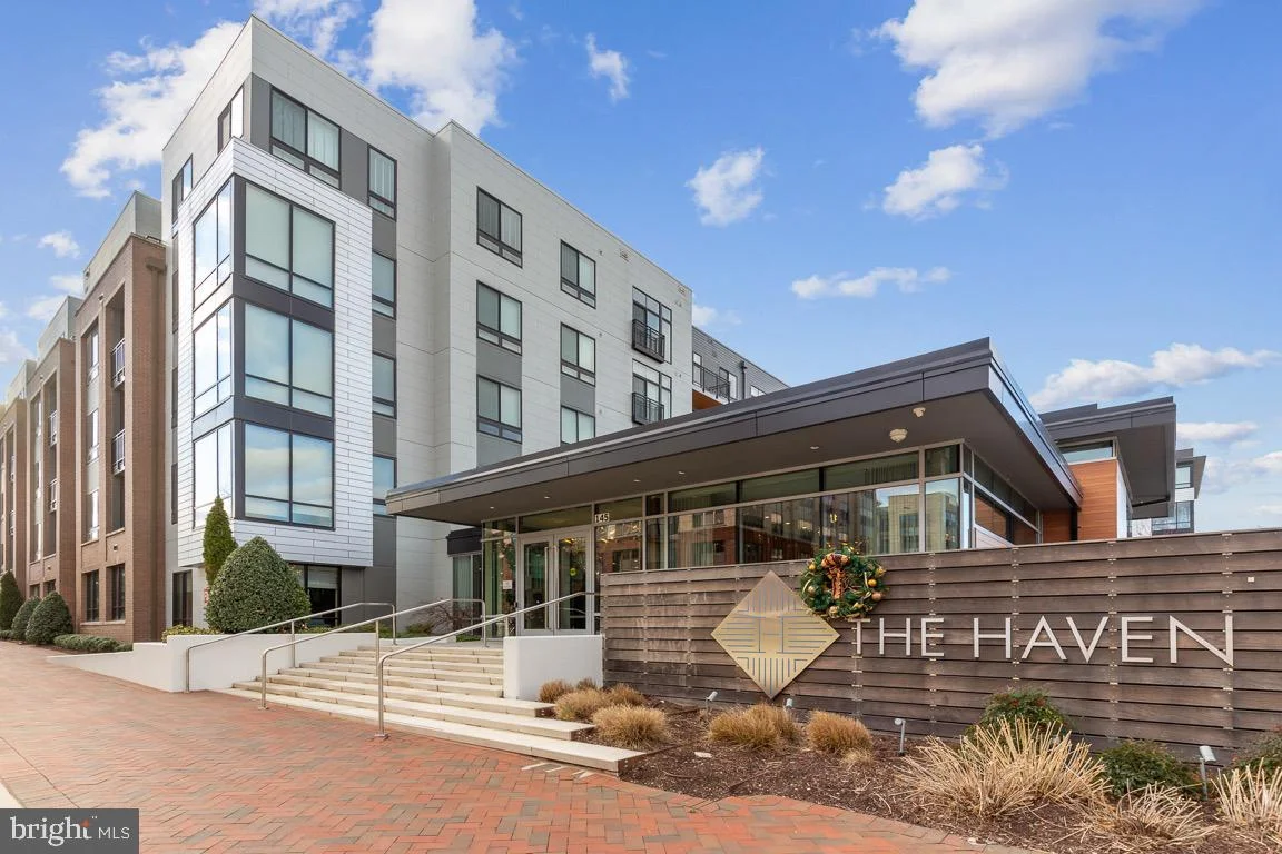 145 Riverhaven Drive Unit 358