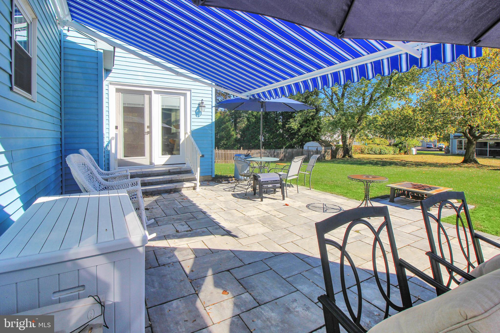 HILLCREST MDWS - Residential