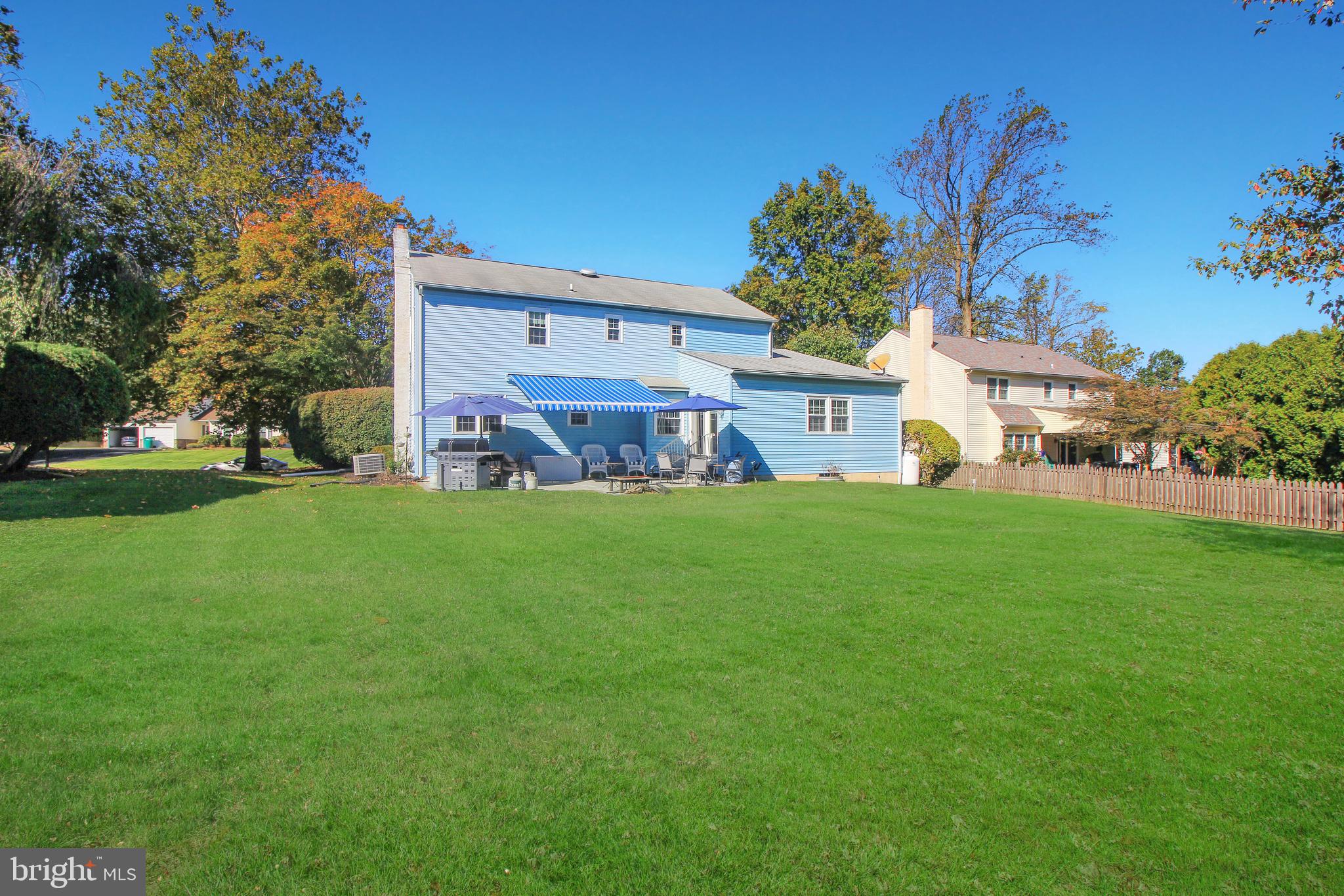 HILLCREST MDWS - Residential