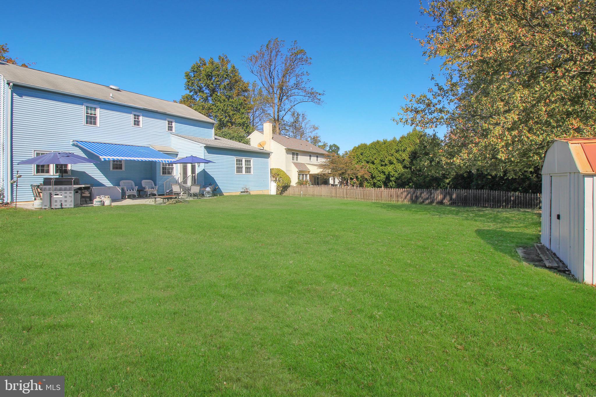 HILLCREST MDWS - Residential