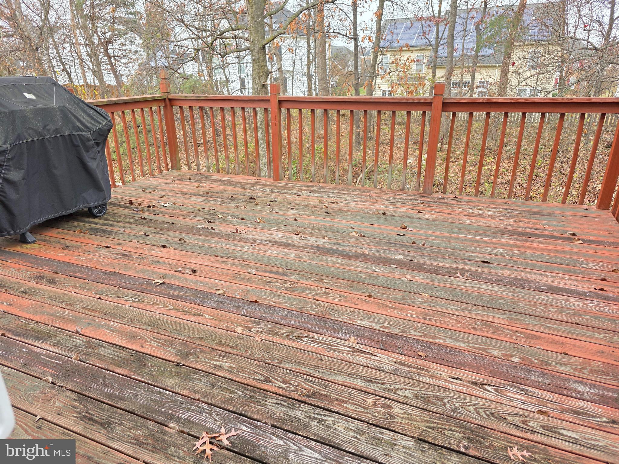 LAUREL LAKES - Residential Lease