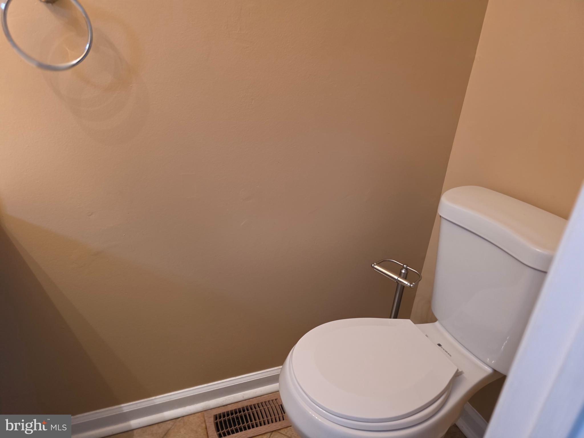 14100 OAKPOINTE DRIVE