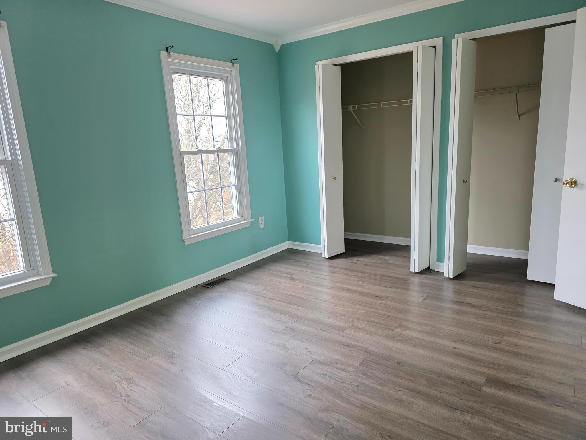 LAUREL LAKES - Residential Lease