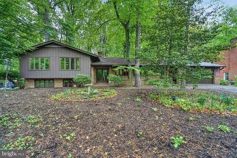 Photo of 5215 Hesperus Drive, COLUMBIA, MD 21044 (MLS # MDHW2067598)