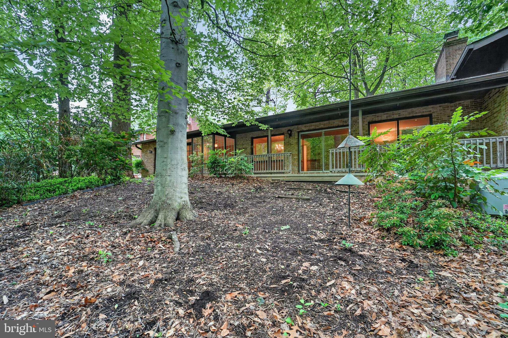 5215 HESPERUS DRIVE